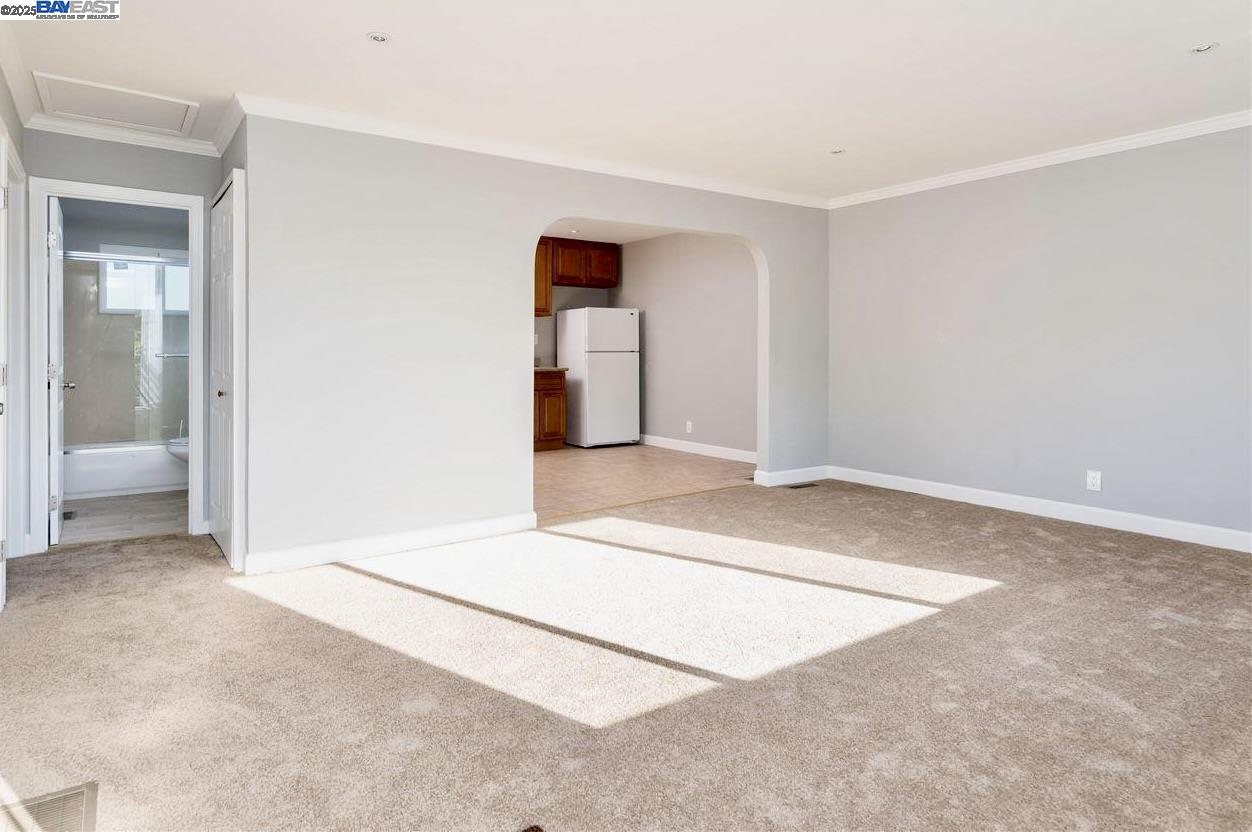 Detail Gallery Image 6 of 14 For 1365 Highland Blvd, Hayward,  CA 94542 - – Beds | – Baths