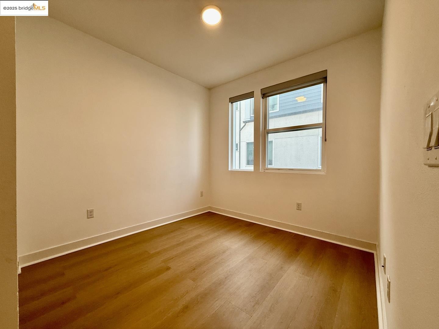 Detail Gallery Image 5 of 14 For 3935 Wattling St, Oakland,  CA 94601 - 3 Beds | 3 Baths