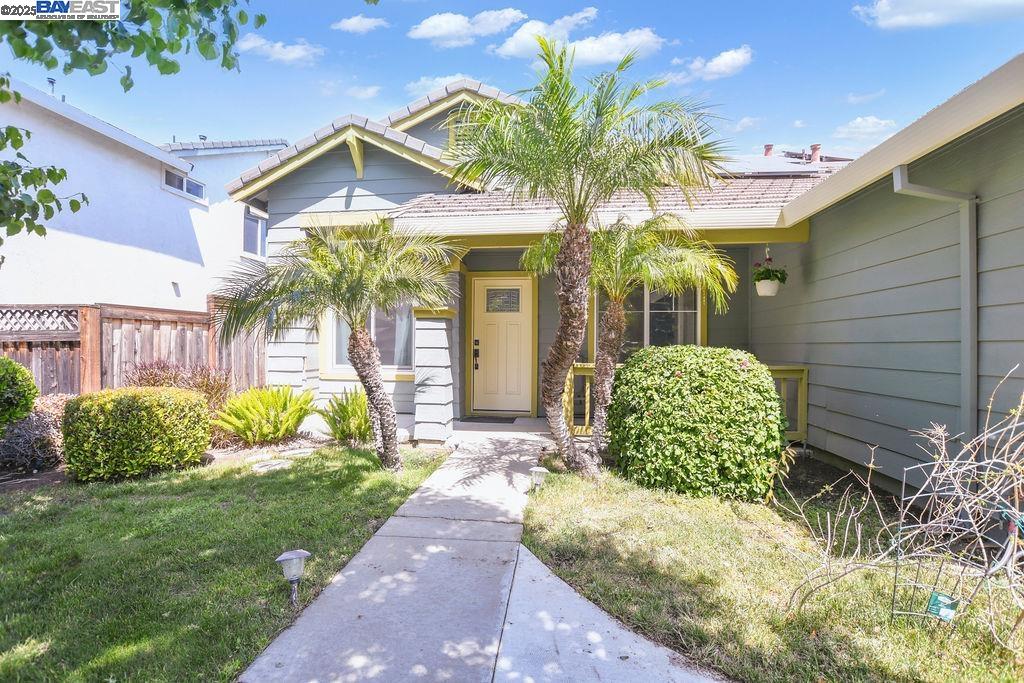 Detail Gallery Image 2 of 24 For 1024 Woodhaven Way, Antioch,  CA 94531 - 4 Beds | 2 Baths