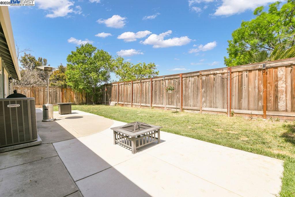 Detail Gallery Image 18 of 24 For 1024 Woodhaven Way, Antioch,  CA 94531 - 4 Beds | 2 Baths
