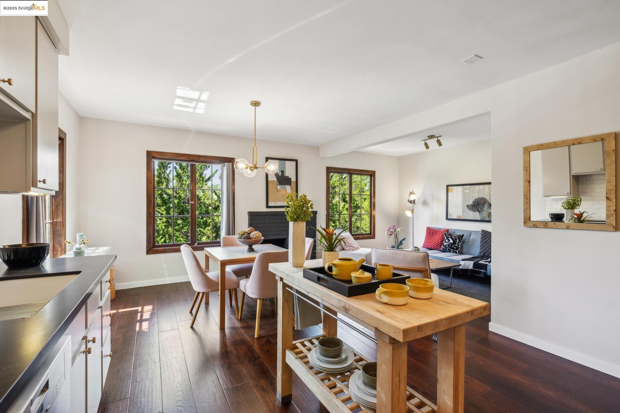 Detail Gallery Image 11 of 43 For 2633 Benvenue #3,  Berkeley,  CA 94704 - 1 Beds | 1 Baths