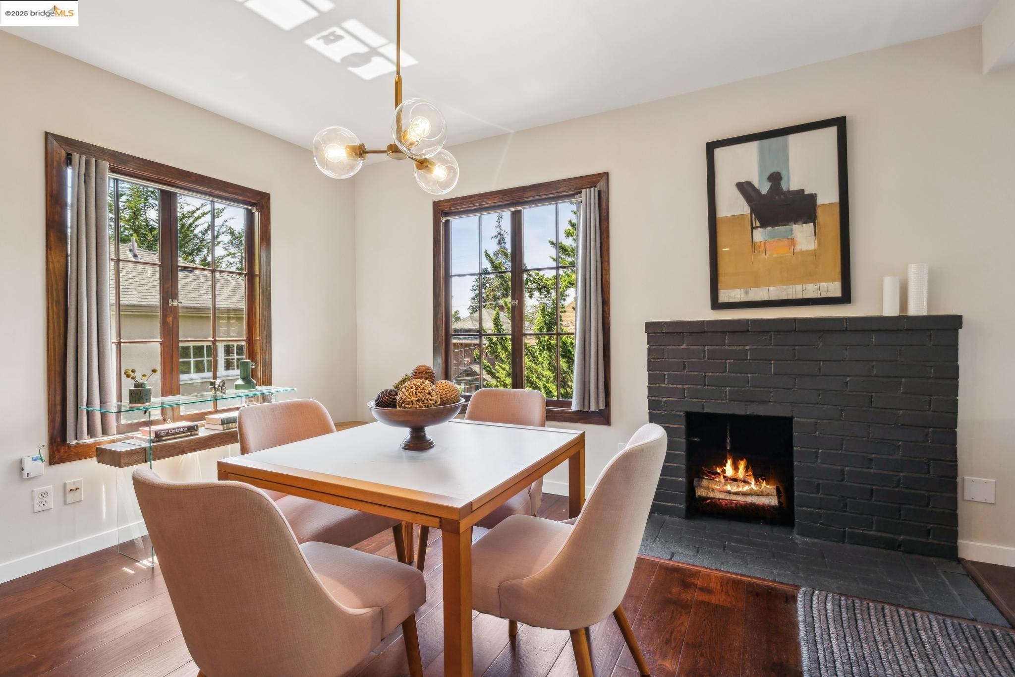 Detail Gallery Image 13 of 43 For 2633 Benvenue #3,  Berkeley,  CA 94704 - 1 Beds | 1 Baths