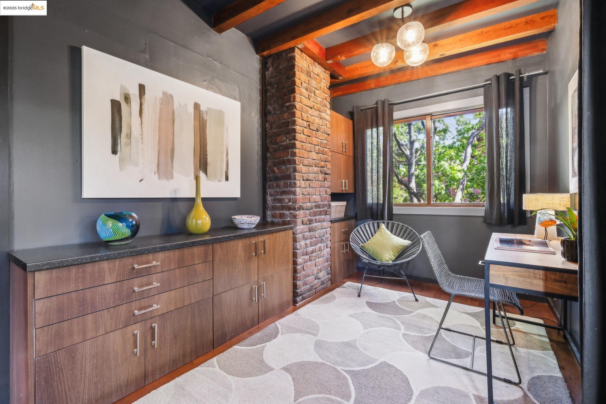 Detail Gallery Image 31 of 43 For 2633 Benvenue #3,  Berkeley,  CA 94704 - 1 Beds | 1 Baths