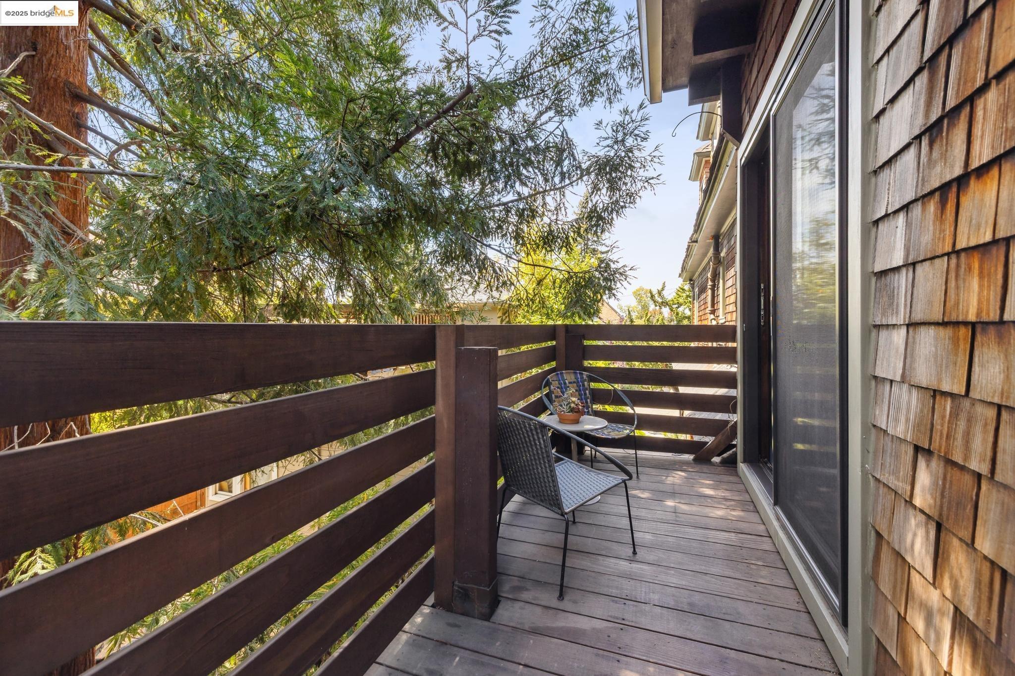 Detail Gallery Image 35 of 43 For 2633 Benvenue #3,  Berkeley,  CA 94704 - 1 Beds | 1 Baths