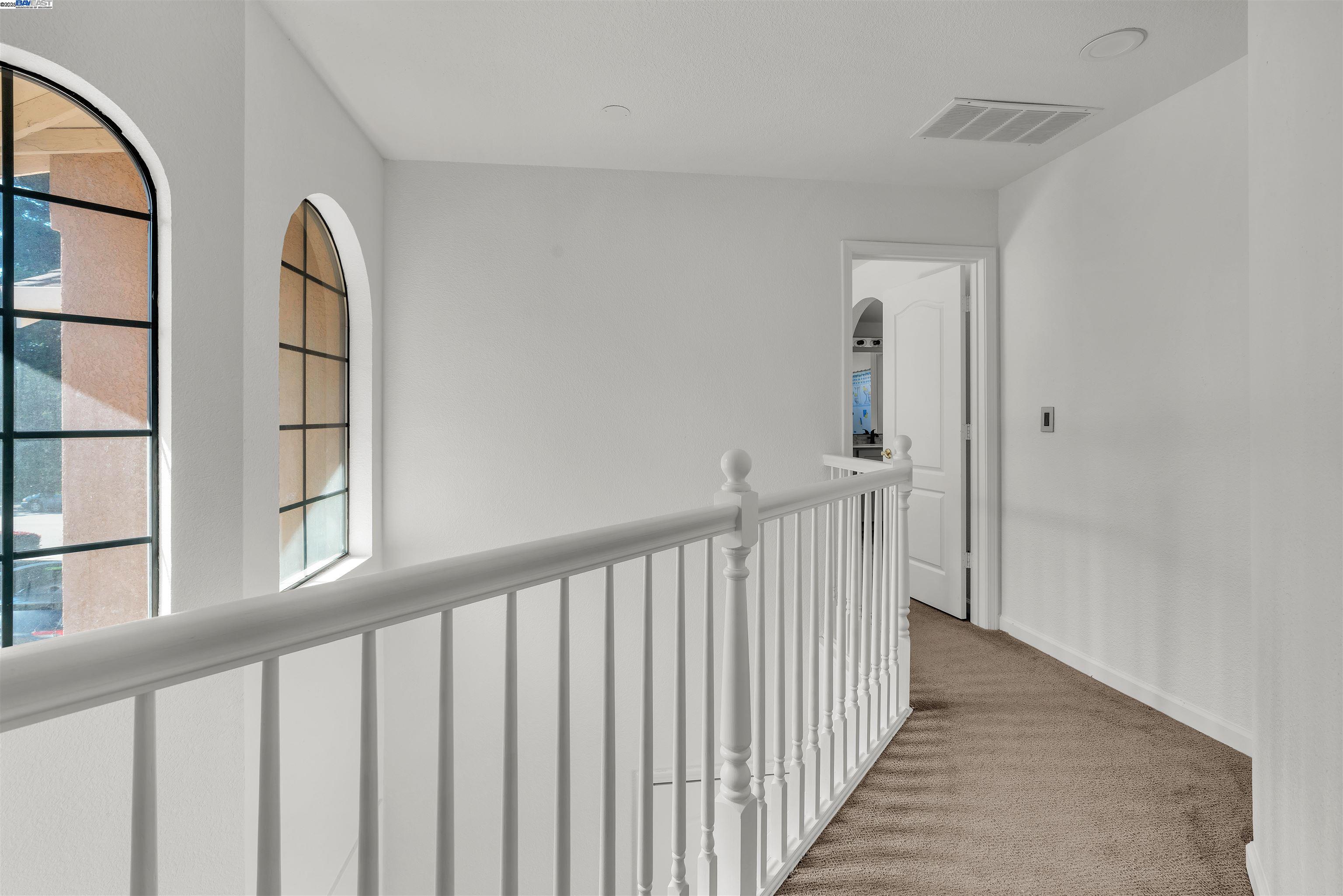 Detail Gallery Image 33 of 60 For 19987 Lorena Cir, Castro Valley,  CA 94546 - 3 Beds | 2/1 Baths