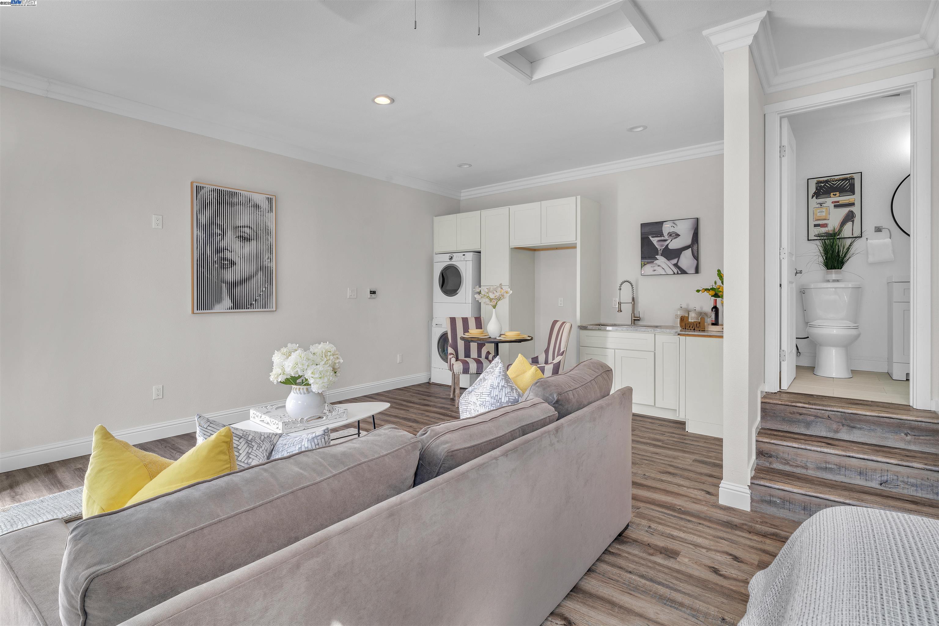 Detail Gallery Image 38 of 60 For 24565 Surrey Way, Hayward,  CA 94544 - 4 Beds | 2 Baths