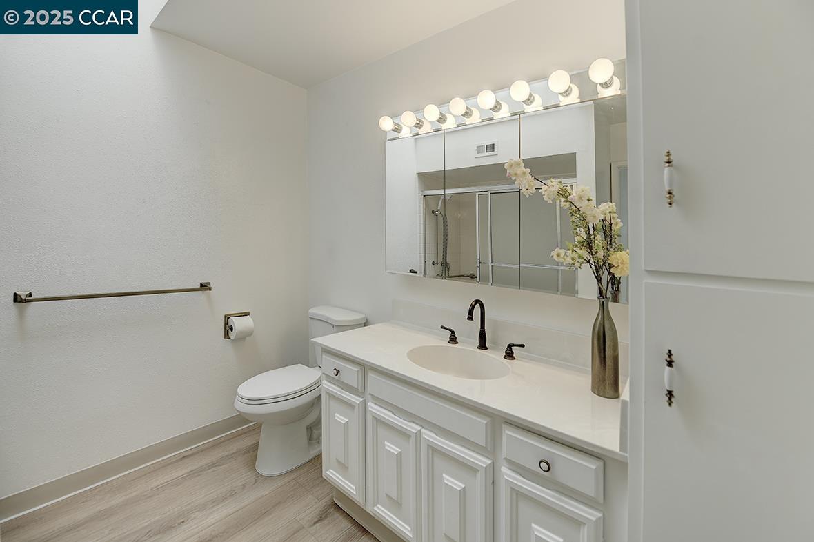 Detail Gallery Image 19 of 40 For 1300 Singingwood Ct. #3,  Walnut Creek,  CA 94595 - 2 Beds | 1 Baths