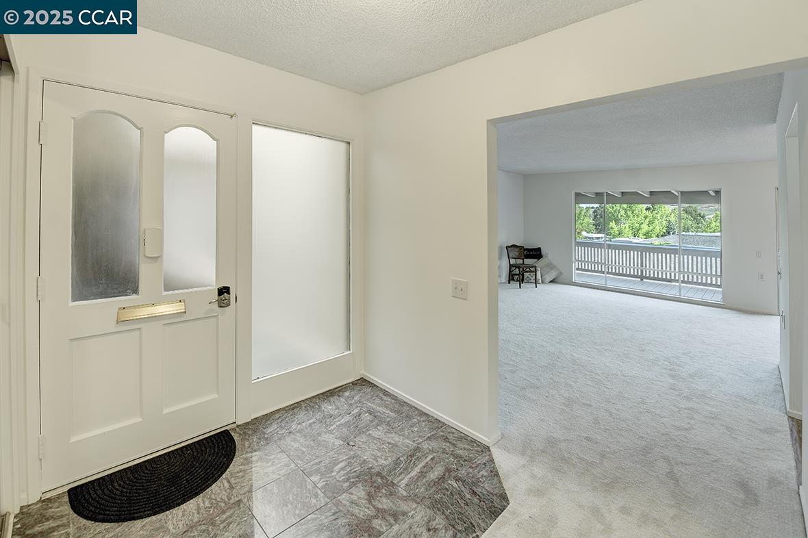 Photo #5: 41094067 Listing: Photo #5