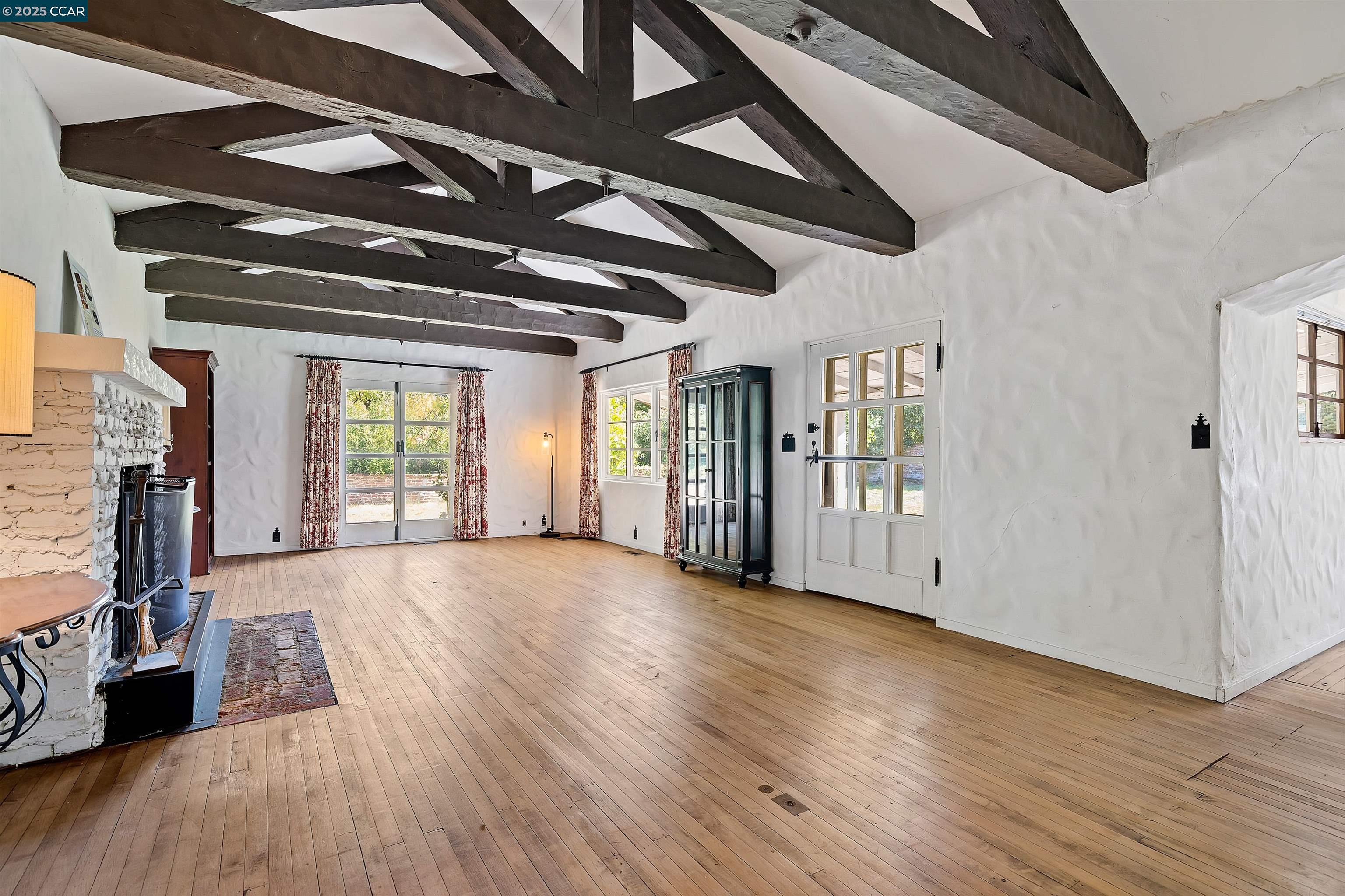 Detail Gallery Image 11 of 36 For 2339 Tice Valley Blvd, Walnut Creek,  CA 94595 - 2 Beds | 2 Baths