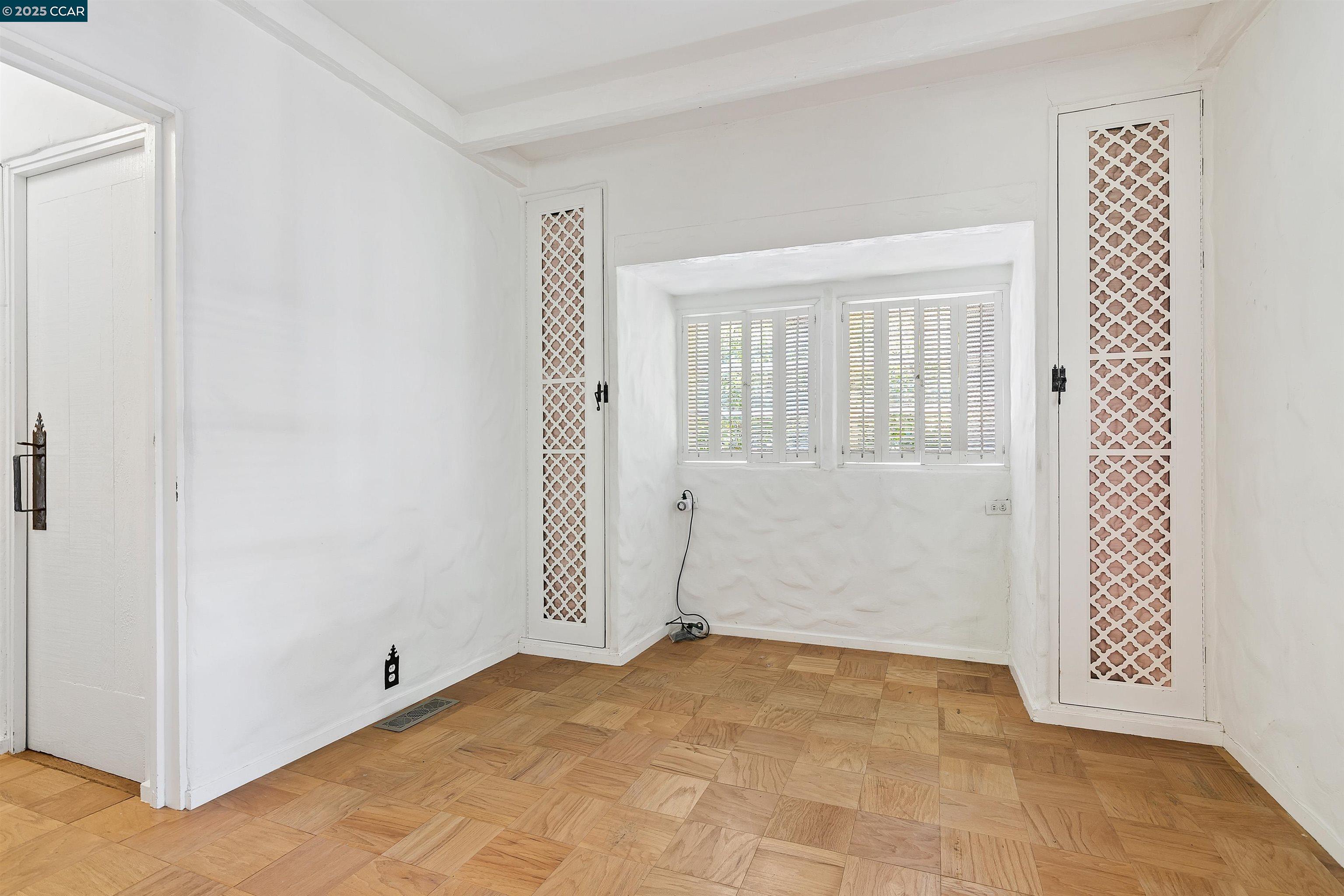 Detail Gallery Image 20 of 36 For 2339 Tice Valley Blvd, Walnut Creek,  CA 94595 - 2 Beds | 2 Baths