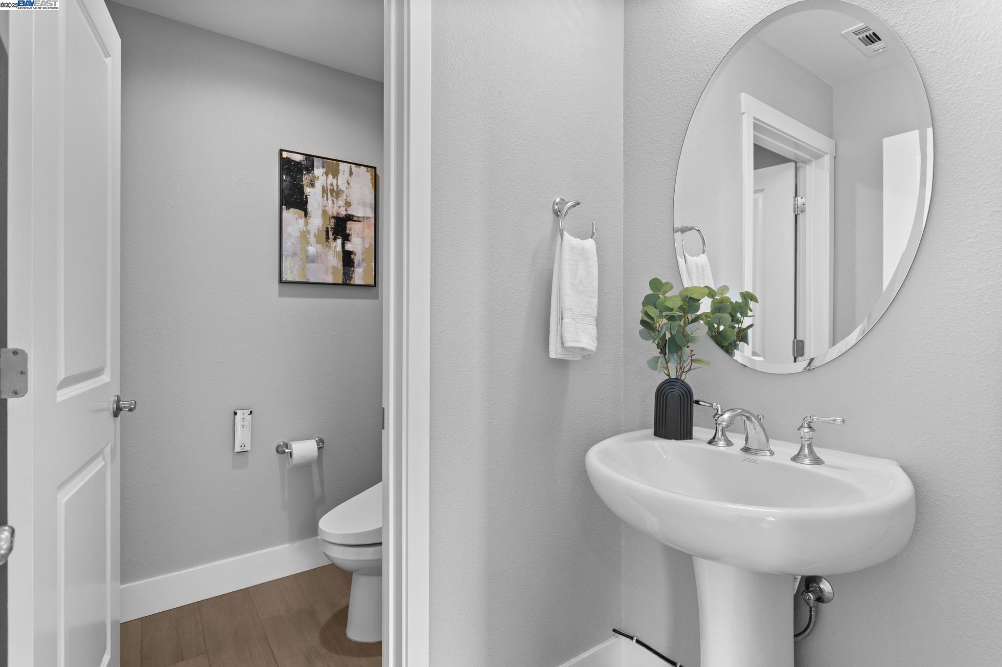 Detail Gallery Image 18 of 42 For 1032 Barberry Terrace, Sunnyvale,  CA 94086 - 4 Beds | 3/1 Baths