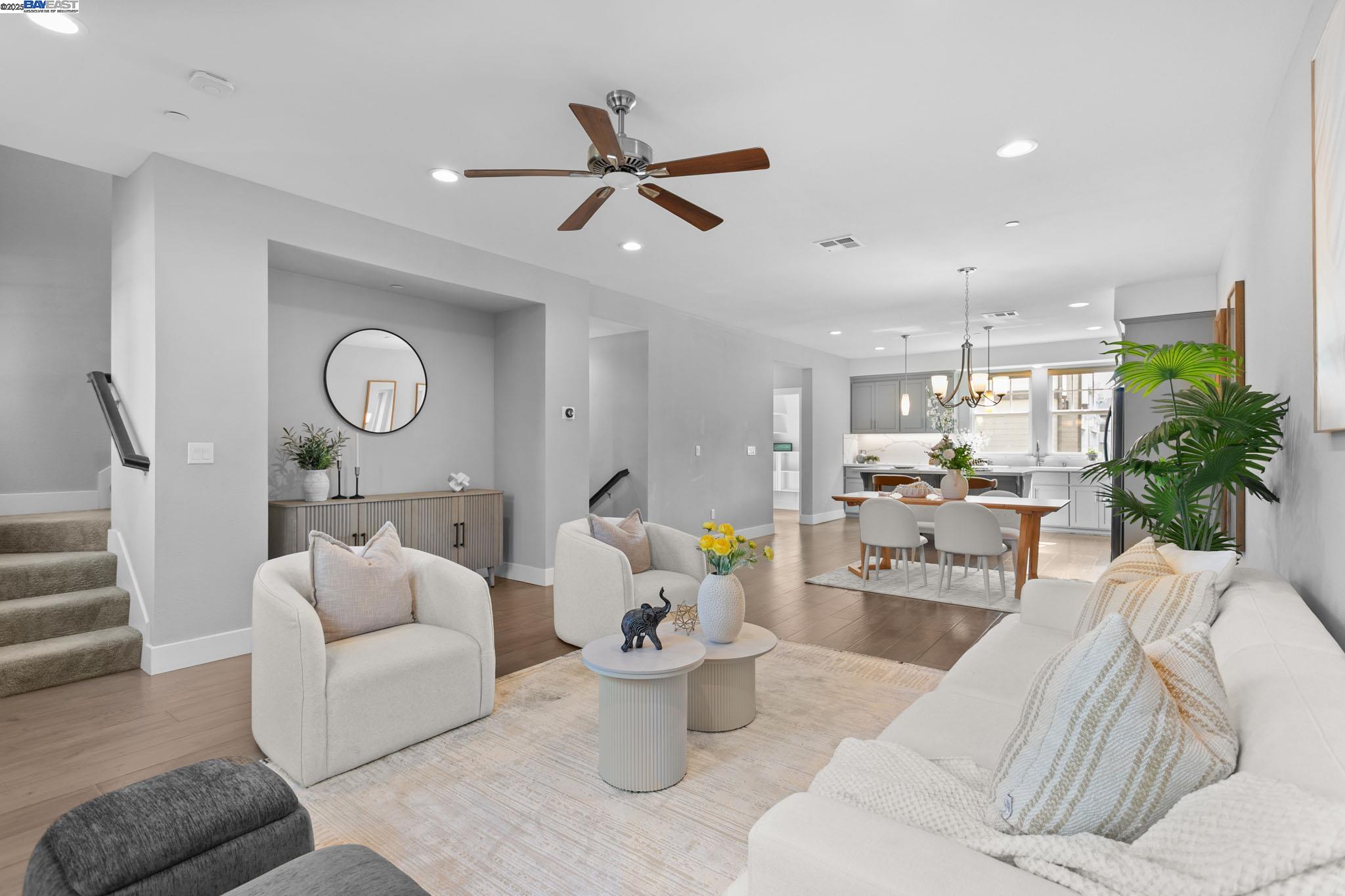 Detail Gallery Image 10 of 42 For 1032 Barberry Terrace, Sunnyvale,  CA 94086 - 4 Beds | 3/1 Baths