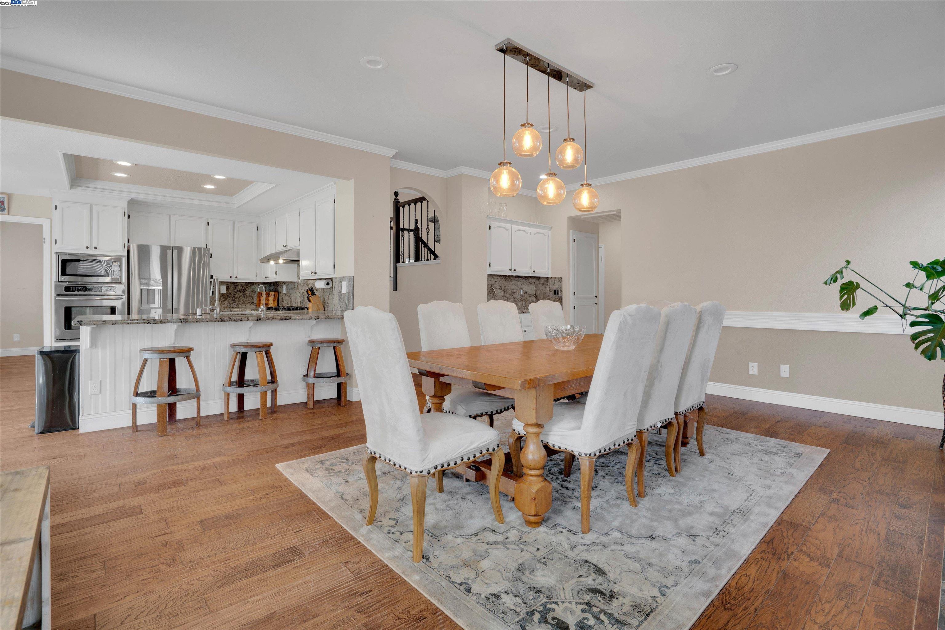 Detail Gallery Image 12 of 47 For 2227 Colonial Ct, Discovery Bay,  CA 94505 - 4 Beds | 3 Baths