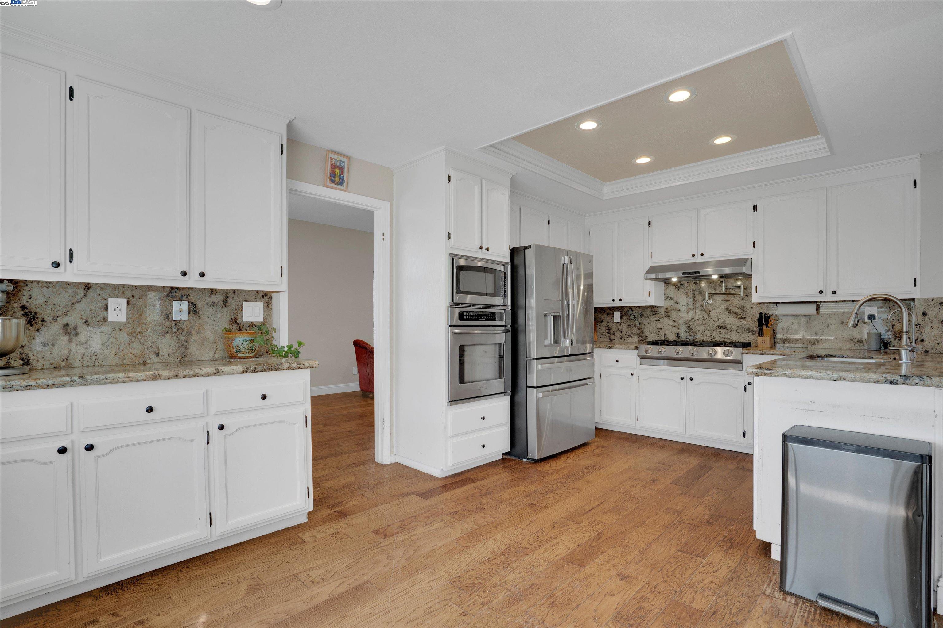 Detail Gallery Image 15 of 47 For 2227 Colonial Ct, Discovery Bay,  CA 94505 - 4 Beds | 3 Baths