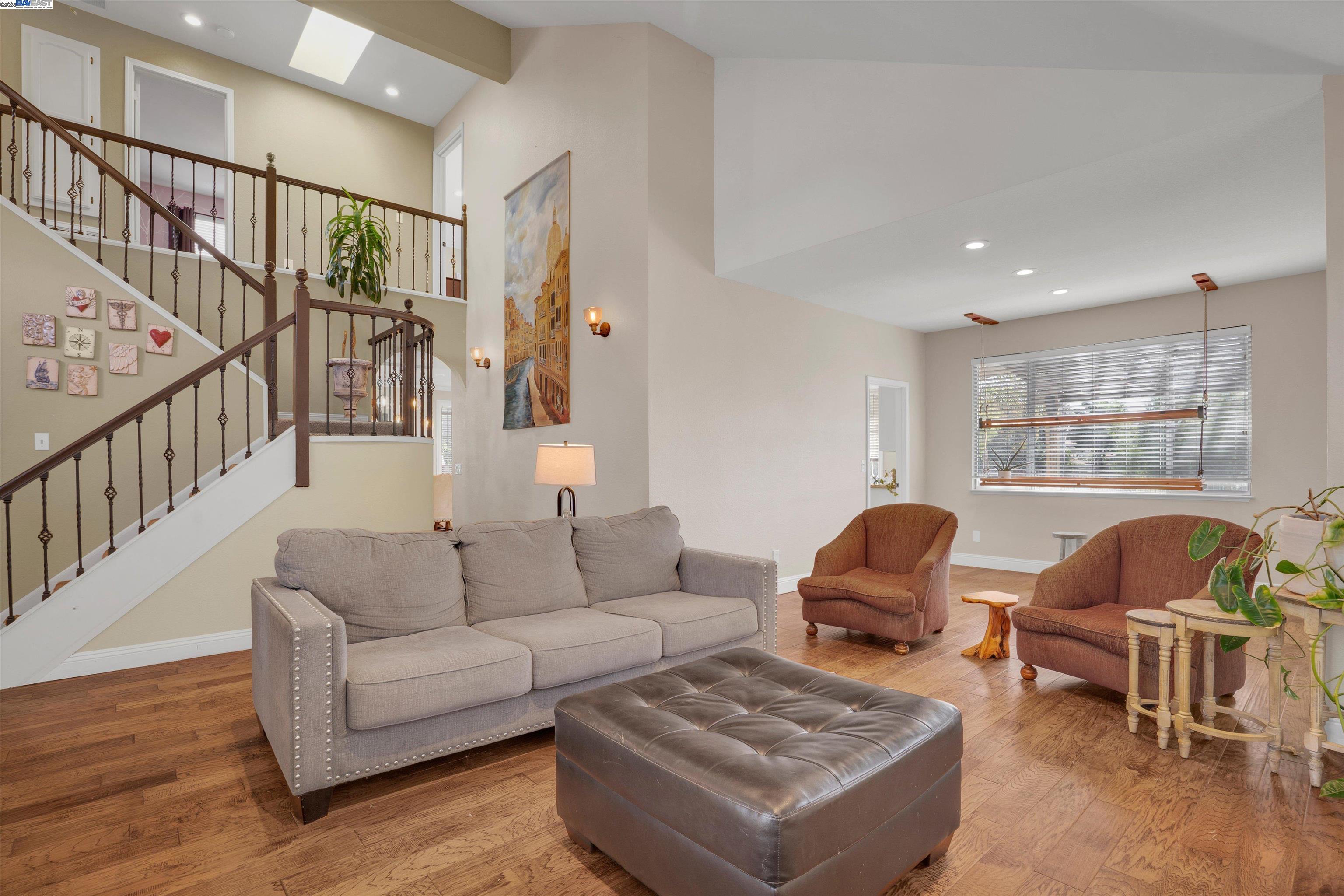 Detail Gallery Image 9 of 47 For 2227 Colonial Ct, Discovery Bay,  CA 94505 - 4 Beds | 3 Baths