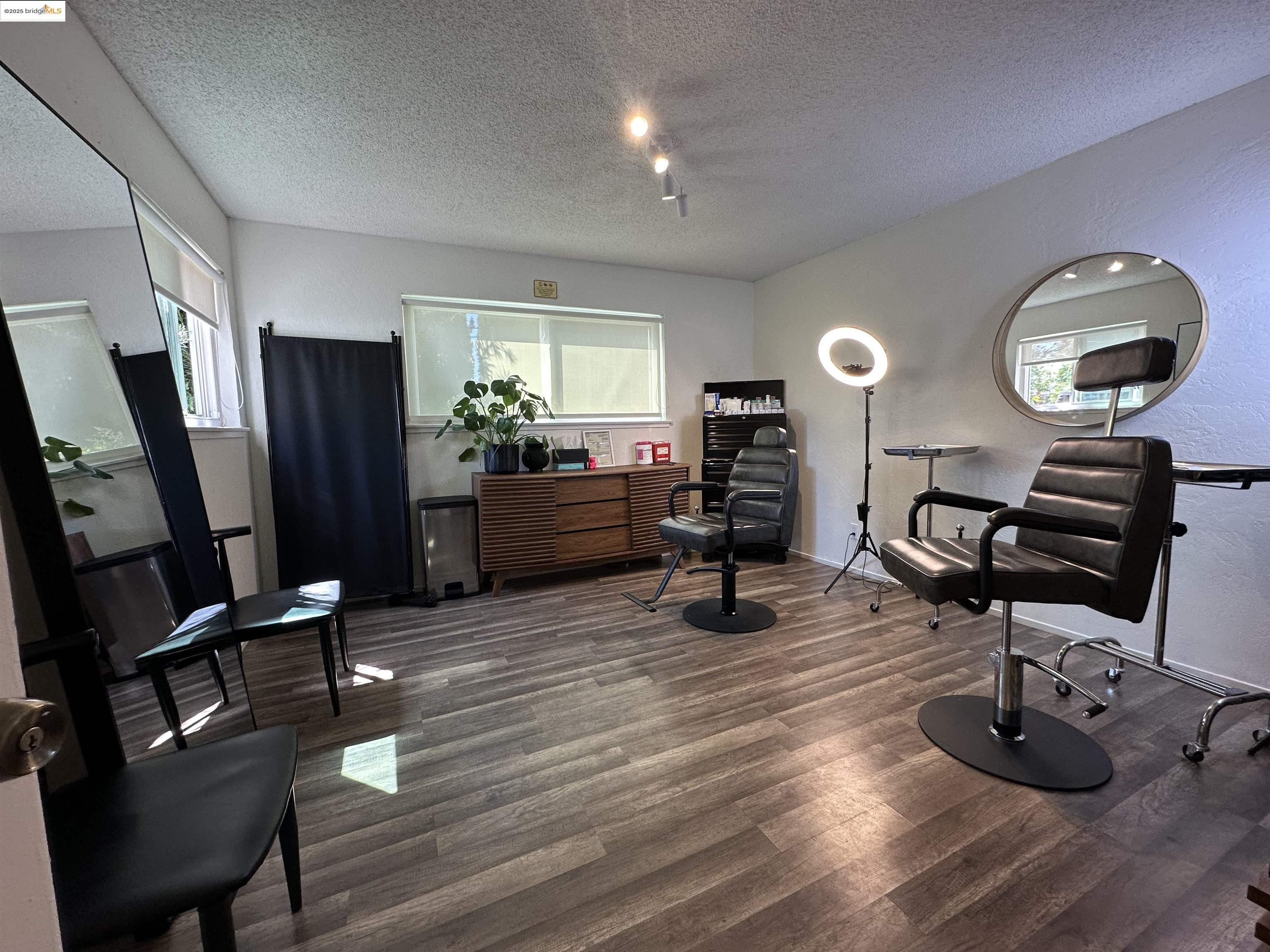 Detail Gallery Image 14 of 19 For 501 S Bascom Ave, San Jose,  CA 95128 - – Beds | – Baths