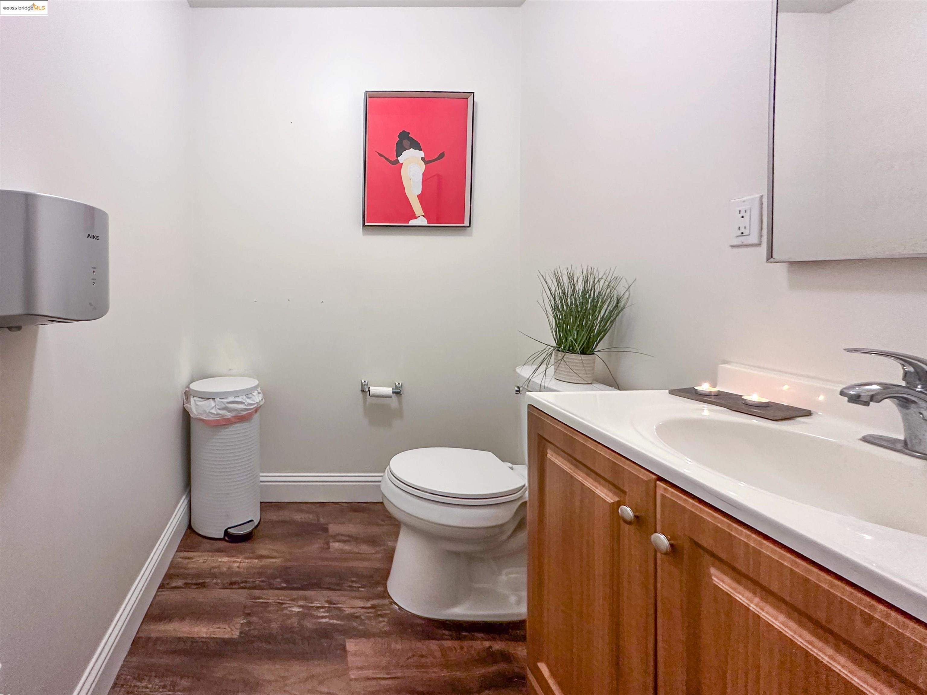 Detail Gallery Image 3 of 26 For 501 S Bascom Ave, San Jose,  CA 95128 - – Beds | – Baths