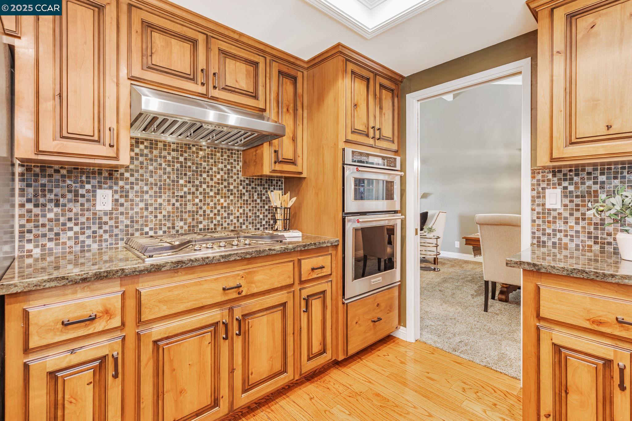 Detail Gallery Image 16 of 56 For 6734 Corte Segunda, Martinez,  CA 94553 - 4 Beds | 3 Baths
