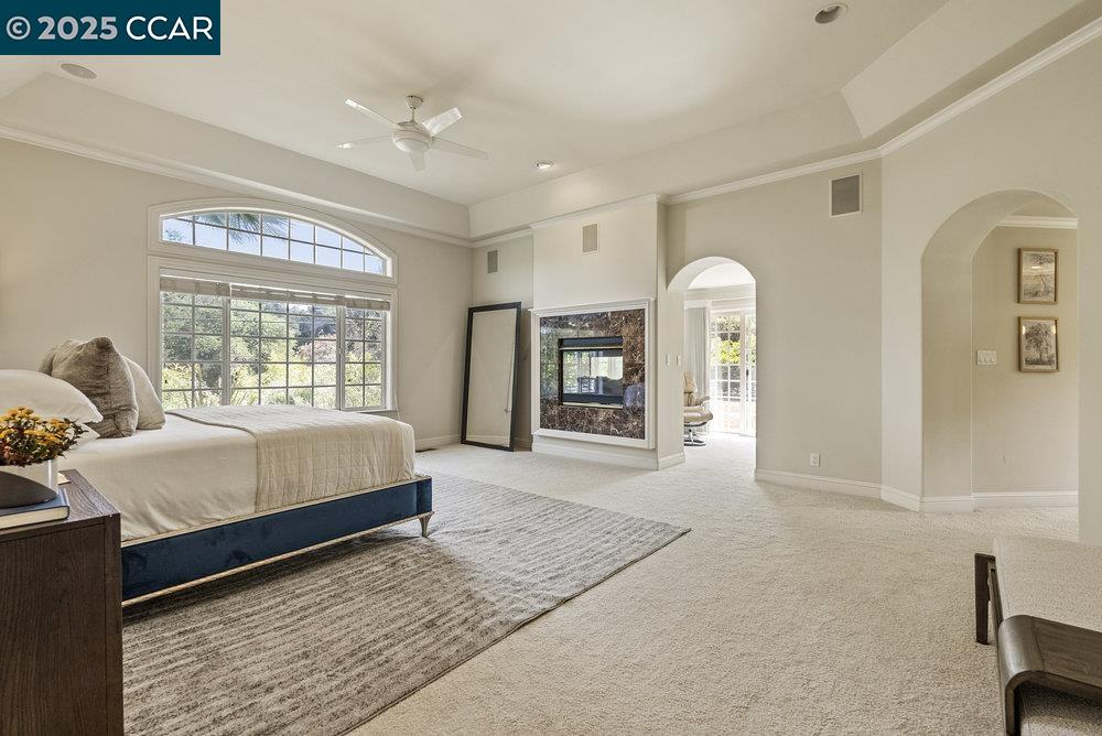 Detail Gallery Image 20 of 56 For 195 Pine Creek Rd, Walnut Creek,  CA 94598 - 4 Beds | 3/1 Baths