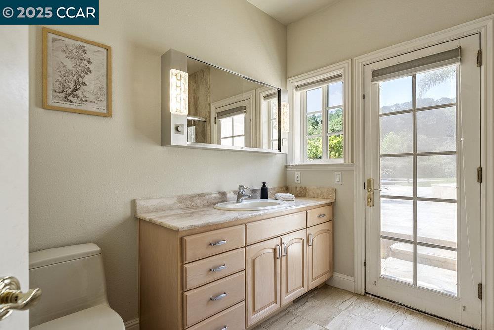 Detail Gallery Image 33 of 56 For 195 Pine Creek Rd, Walnut Creek,  CA 94598 - 4 Beds | 3/1 Baths