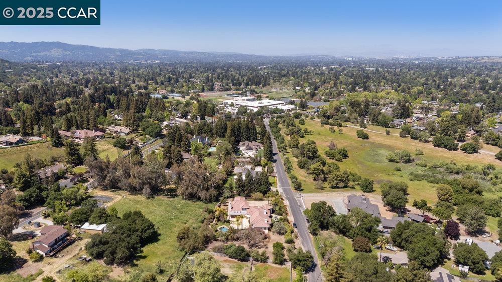 Detail Gallery Image 54 of 56 For 195 Pine Creek Rd, Walnut Creek,  CA 94598 - 4 Beds | 3/1 Baths