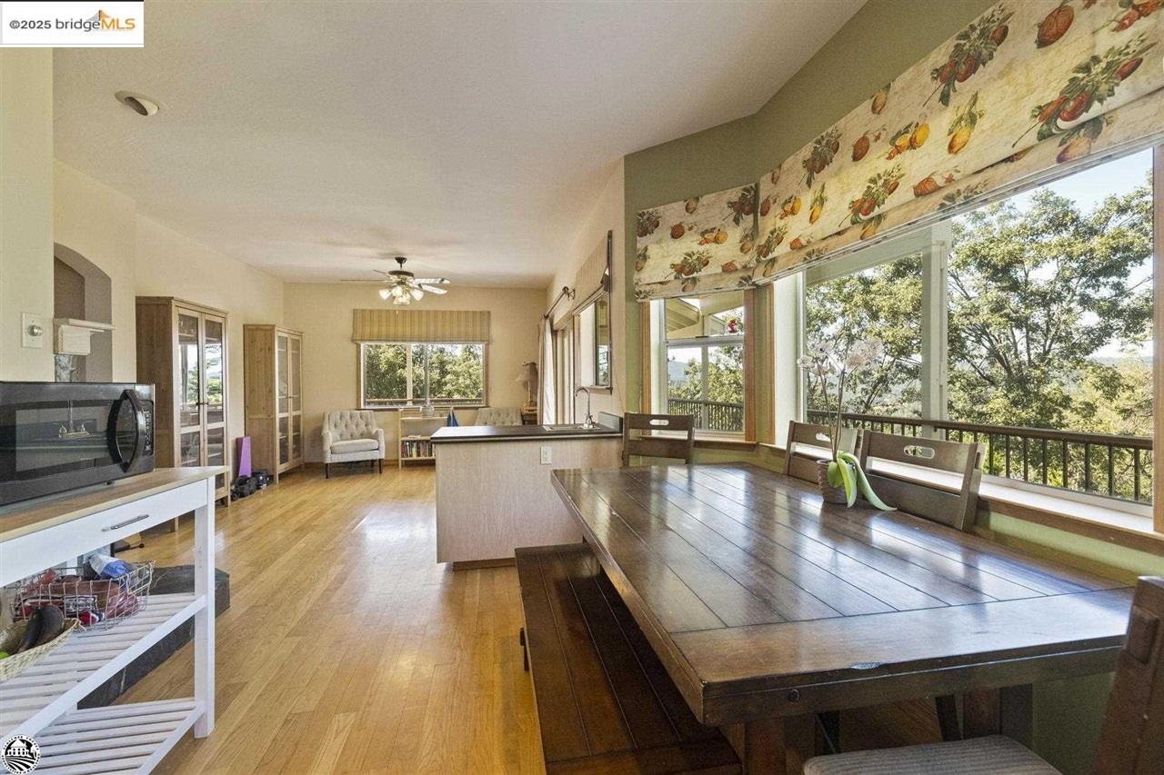 Detail Gallery Image 13 of 60 For 21205 Rising Sun Mine Rd, Twain Harte,  CA 95383 - 3 Beds | 2 Baths