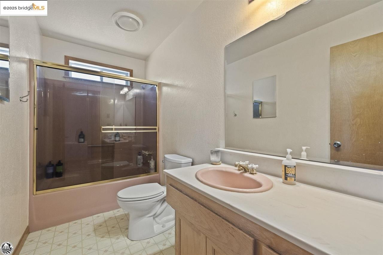 Detail Gallery Image 16 of 60 For 21205 Rising Sun Mine Rd, Twain Harte,  CA 95383 - 3 Beds | 2 Baths