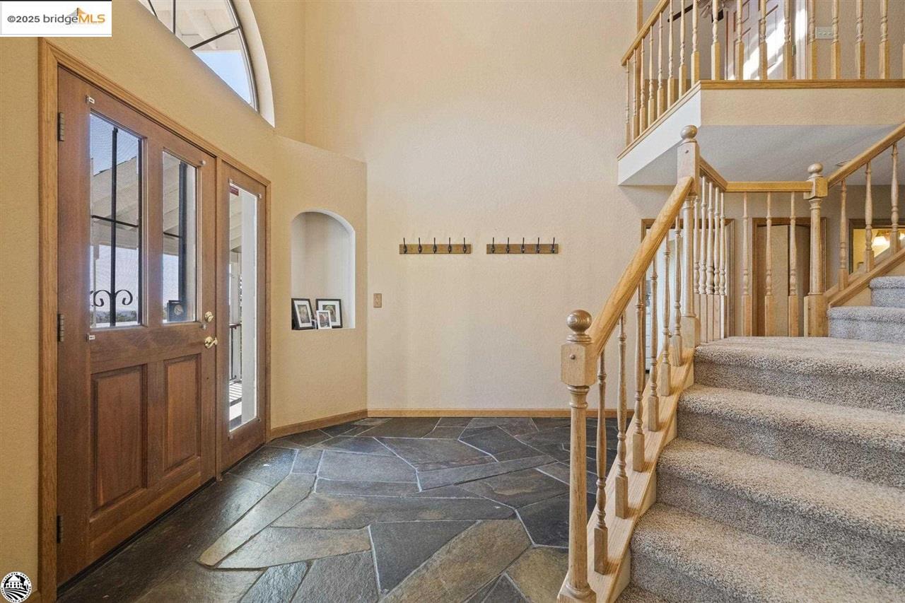 Detail Gallery Image 4 of 60 For 21205 Rising Sun Mine Rd, Twain Harte,  CA 95383 - 3 Beds | 2 Baths