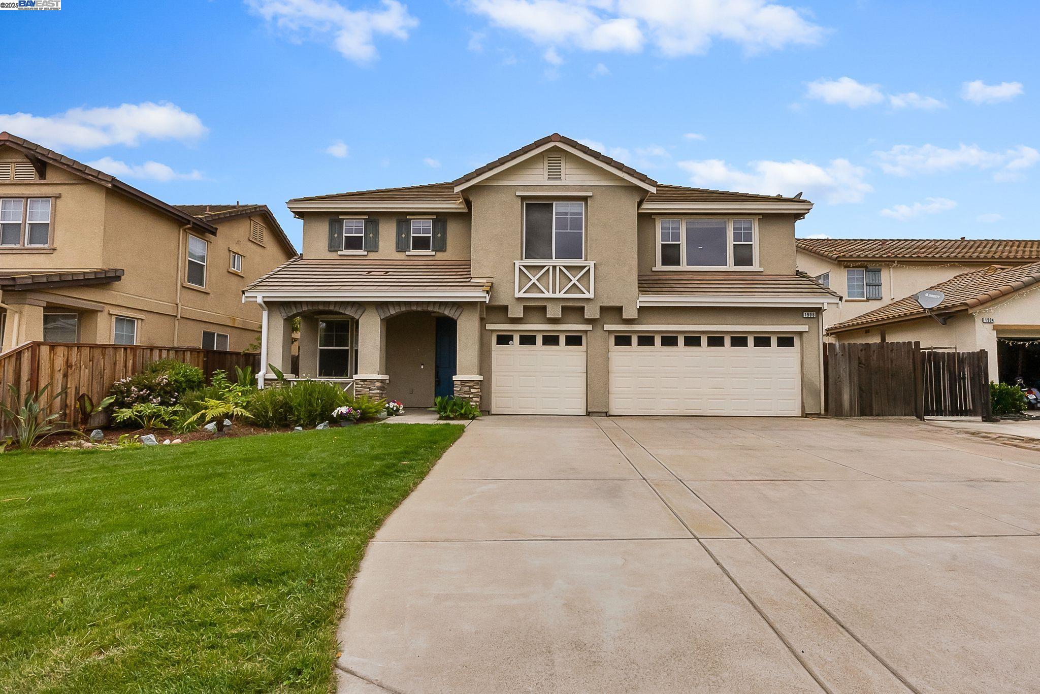 Detail Gallery Image 1 of 39 For 1906 Wilson Ct, Antioch,  CA 94509 - 5 Beds | 3 Baths