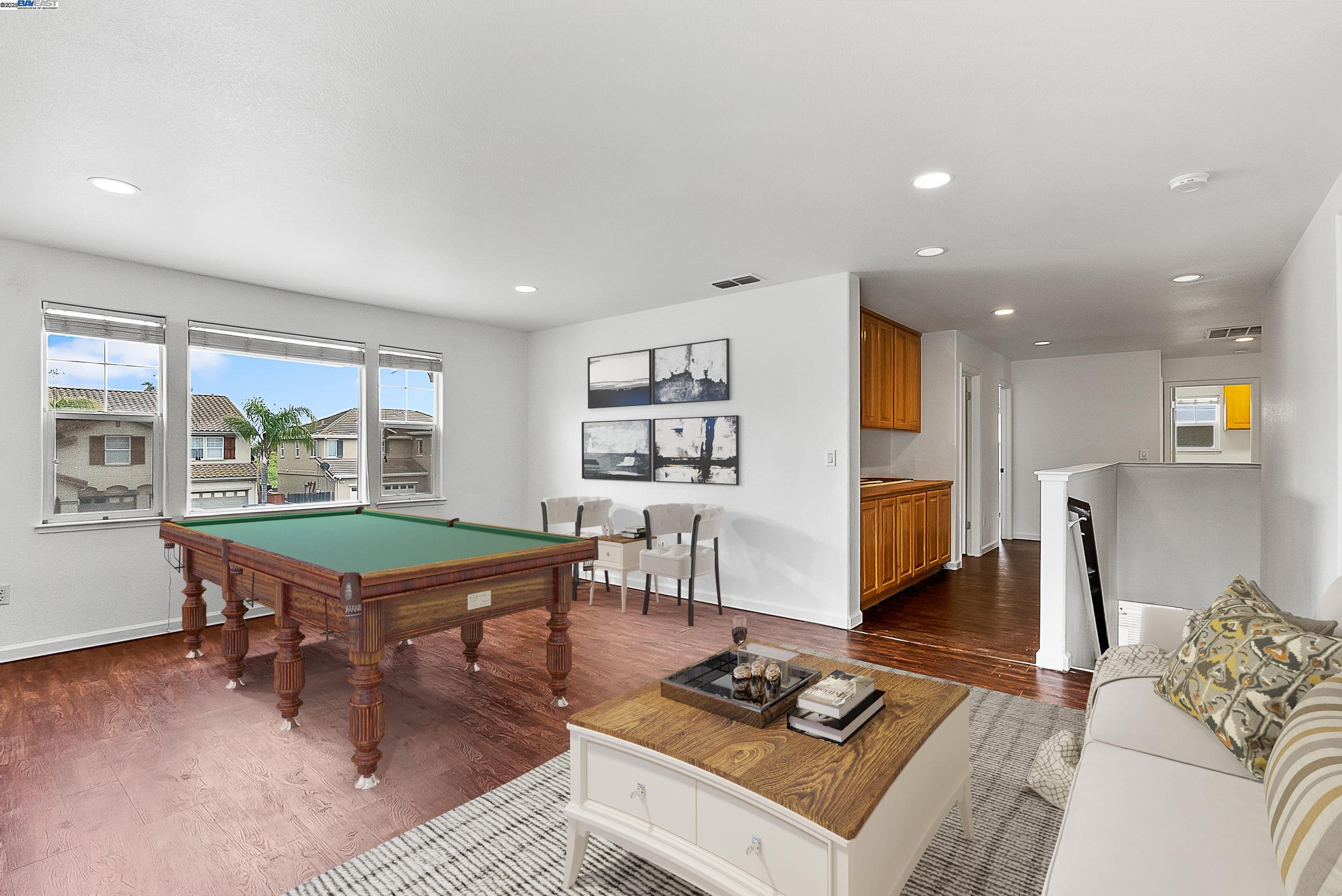 Detail Gallery Image 5 of 39 For 1906 Wilson Ct, Antioch,  CA 94509 - 5 Beds | 3 Baths
