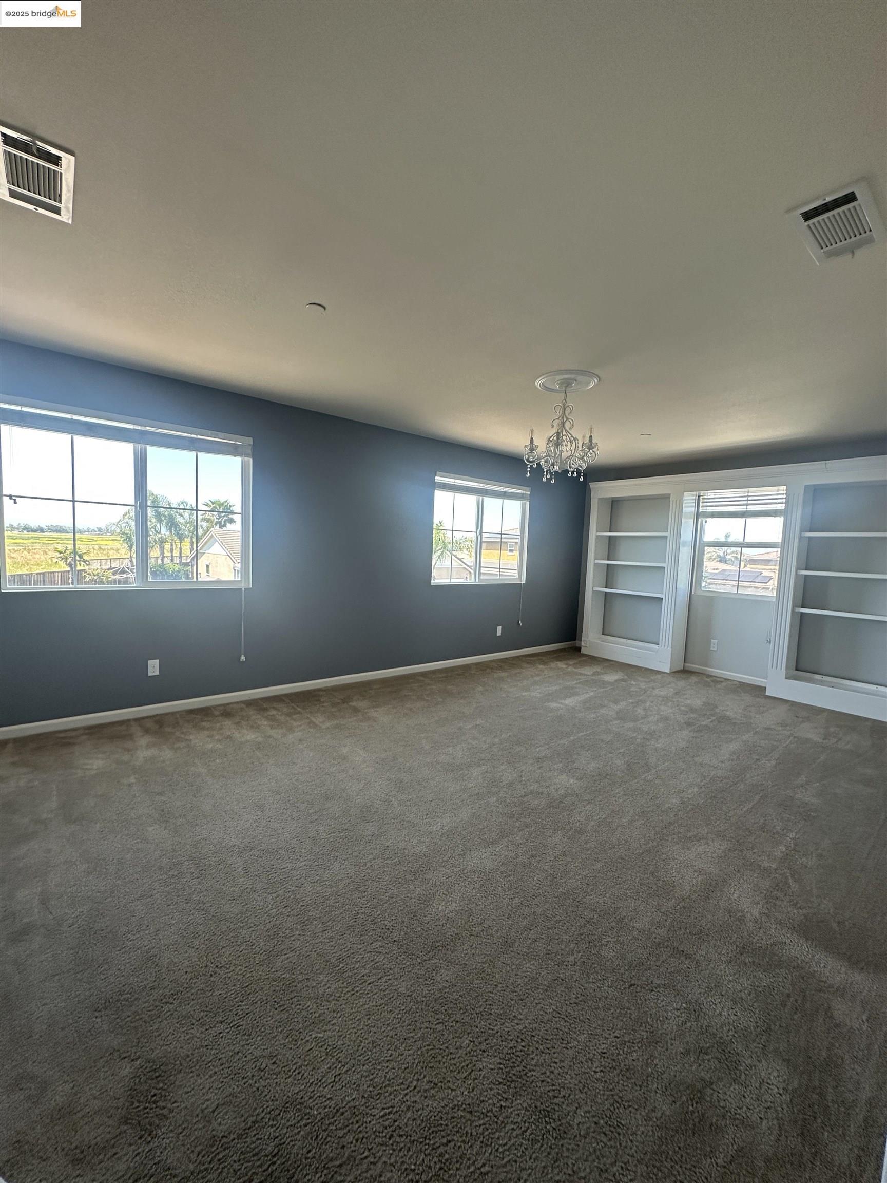 649 Poplar Ct, Oakley, California 94561, 5 Bedrooms Bedrooms, 12 Rooms Rooms,3 BathroomsBathrooms,Residential Lease,For Rent,649 Poplar Ct,41094094
