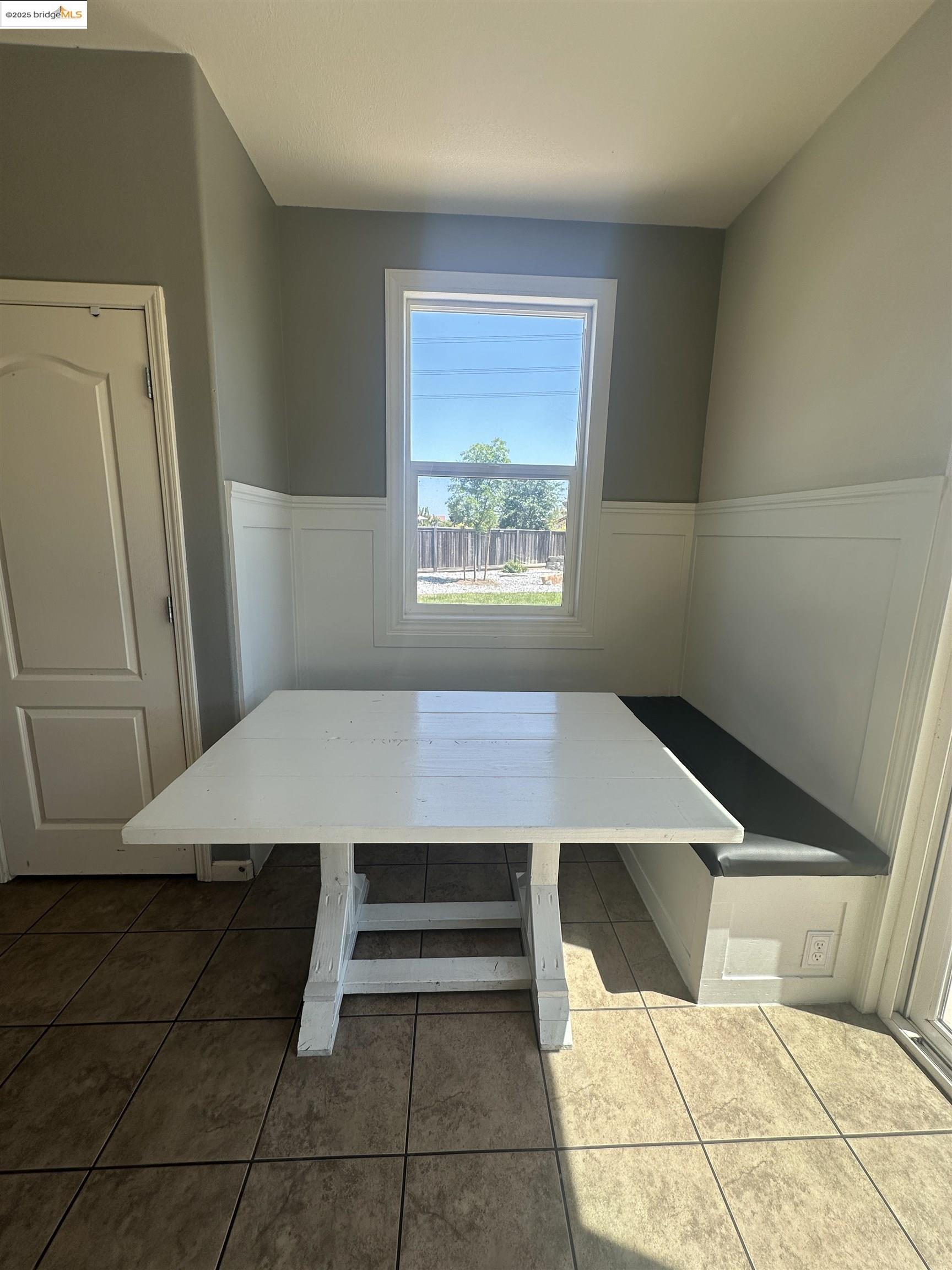 649 Poplar Ct, Oakley, California 94561, 5 Bedrooms Bedrooms, 12 Rooms Rooms,3 BathroomsBathrooms,Residential Lease,For Rent,649 Poplar Ct,41094094