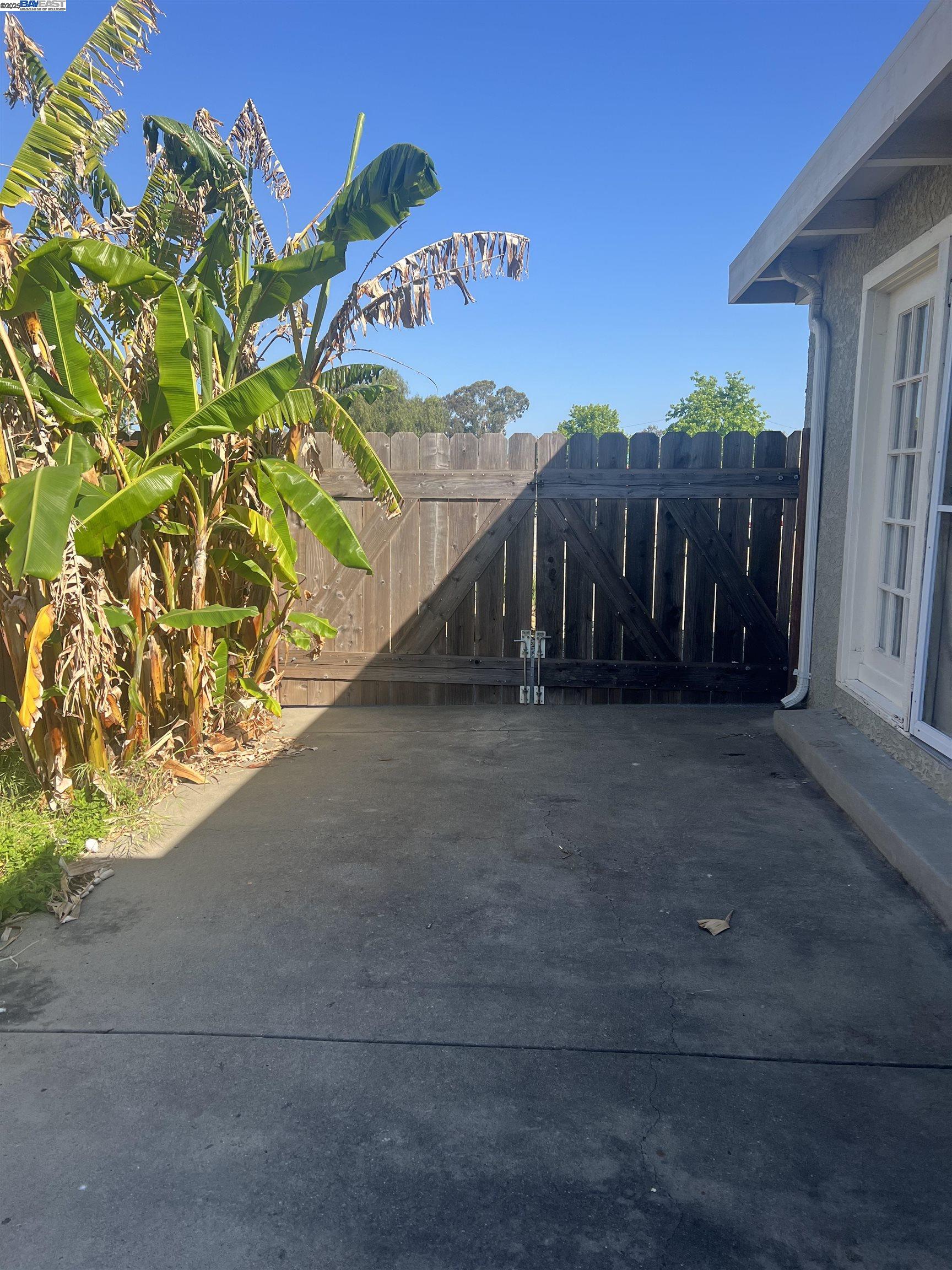 Detail Gallery Image 18 of 20 For 42878 Fontainebleau Park Ln, Fremont,  CA 94538 - 3 Beds | 2 Baths