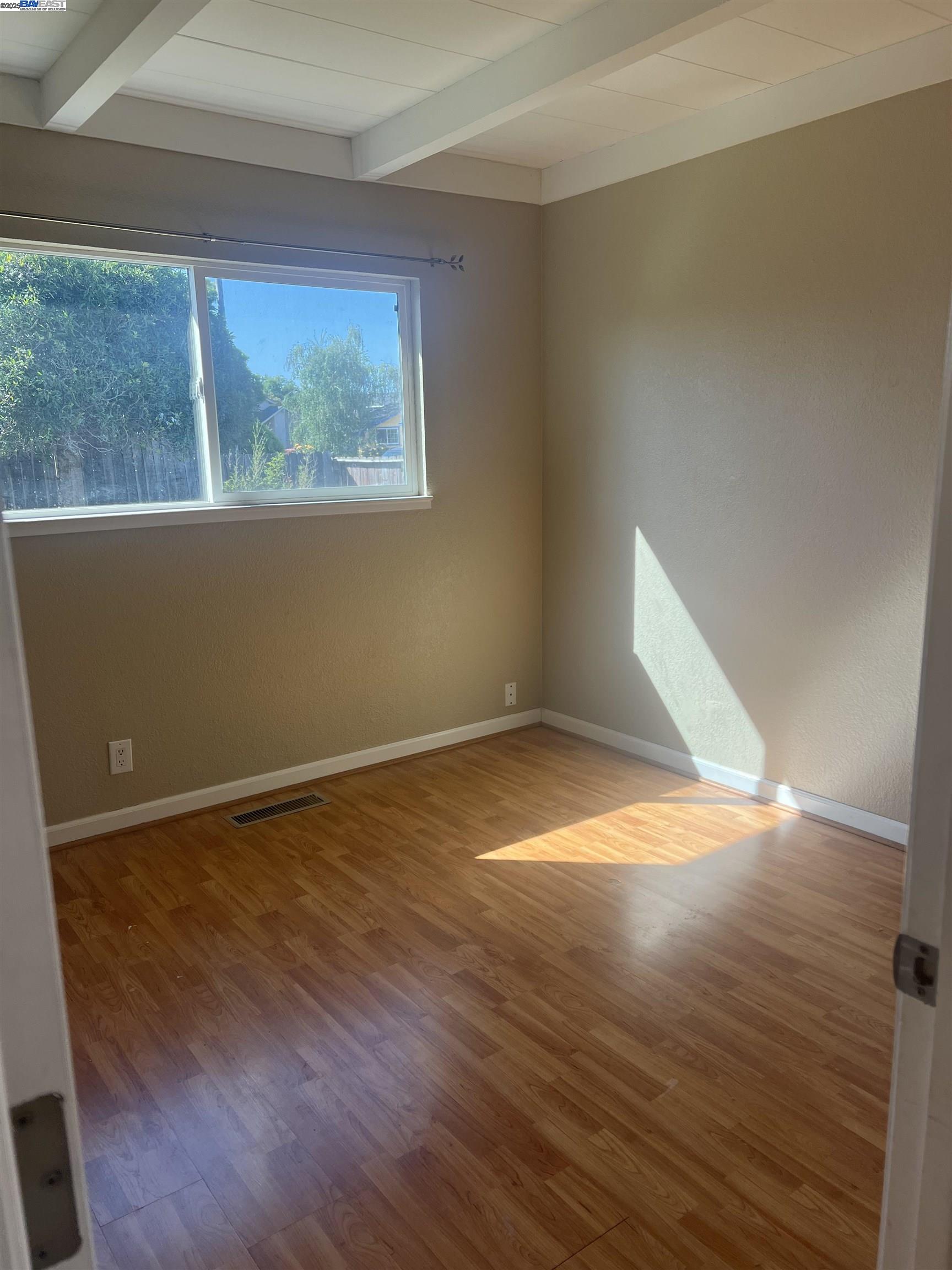 Detail Gallery Image 20 of 20 For 42878 Fontainebleau Park Ln, Fremont,  CA 94538 - 3 Beds | 2 Baths