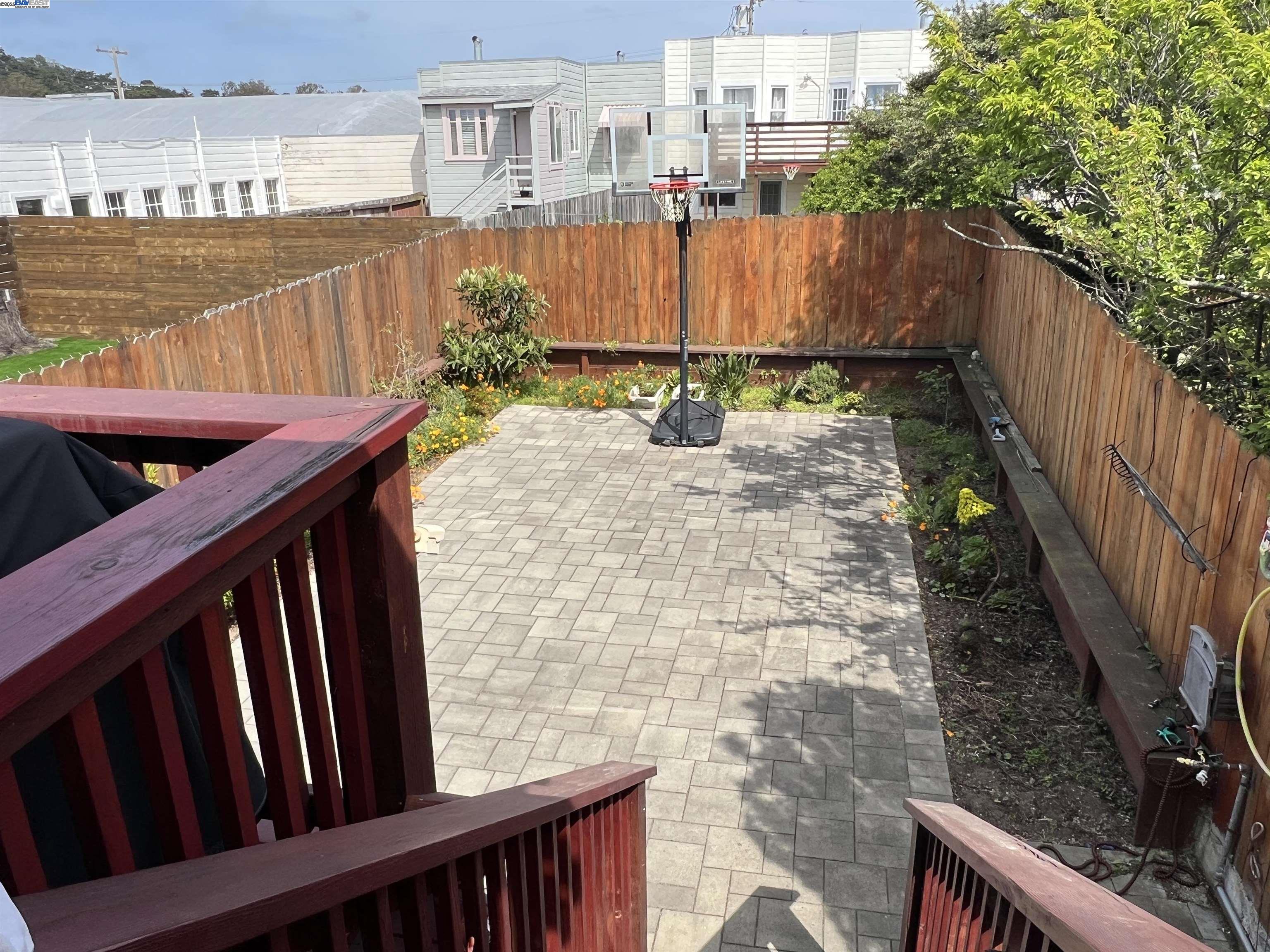 Detail Gallery Image 10 of 20 For 1322 23rd Avenue, San Francisco,  CA 94122 - 5 Beds | 2/1 Baths
