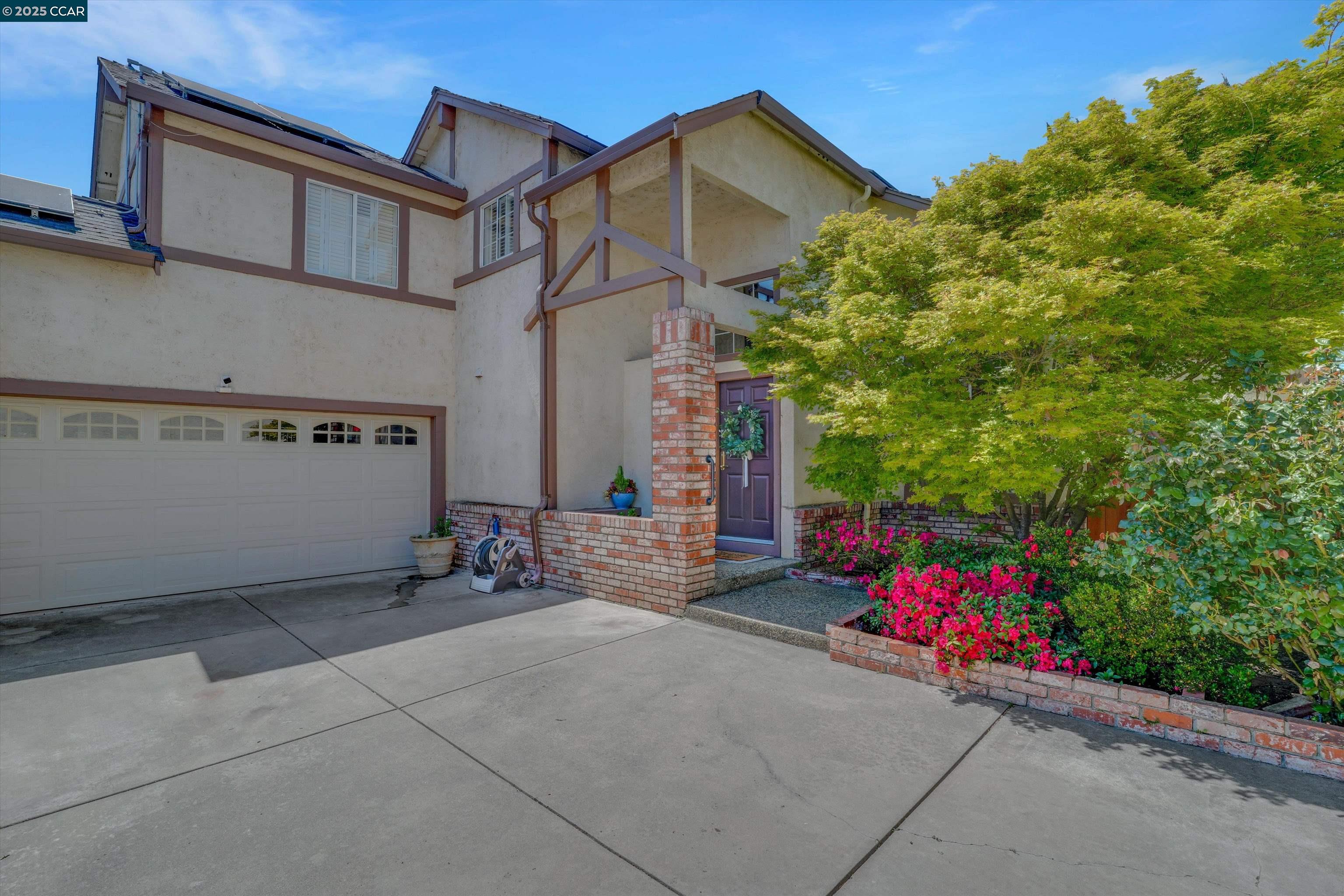 Detail Gallery Image 1 of 1 For 994 Almaden Cir, Oakley,  CA 94561 - 3 Beds | 2/1 Baths