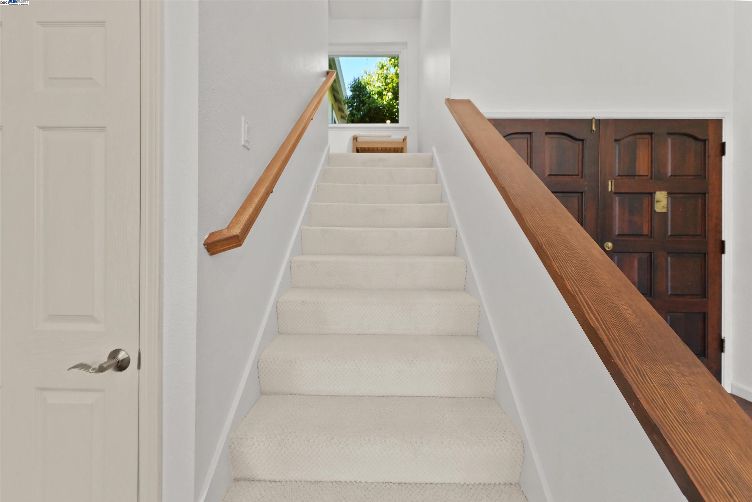 Detail Gallery Image 34 of 60 For 1131 Longshore Dr, San Jose,  CA 95128 - 3 Beds | 2/1 Baths