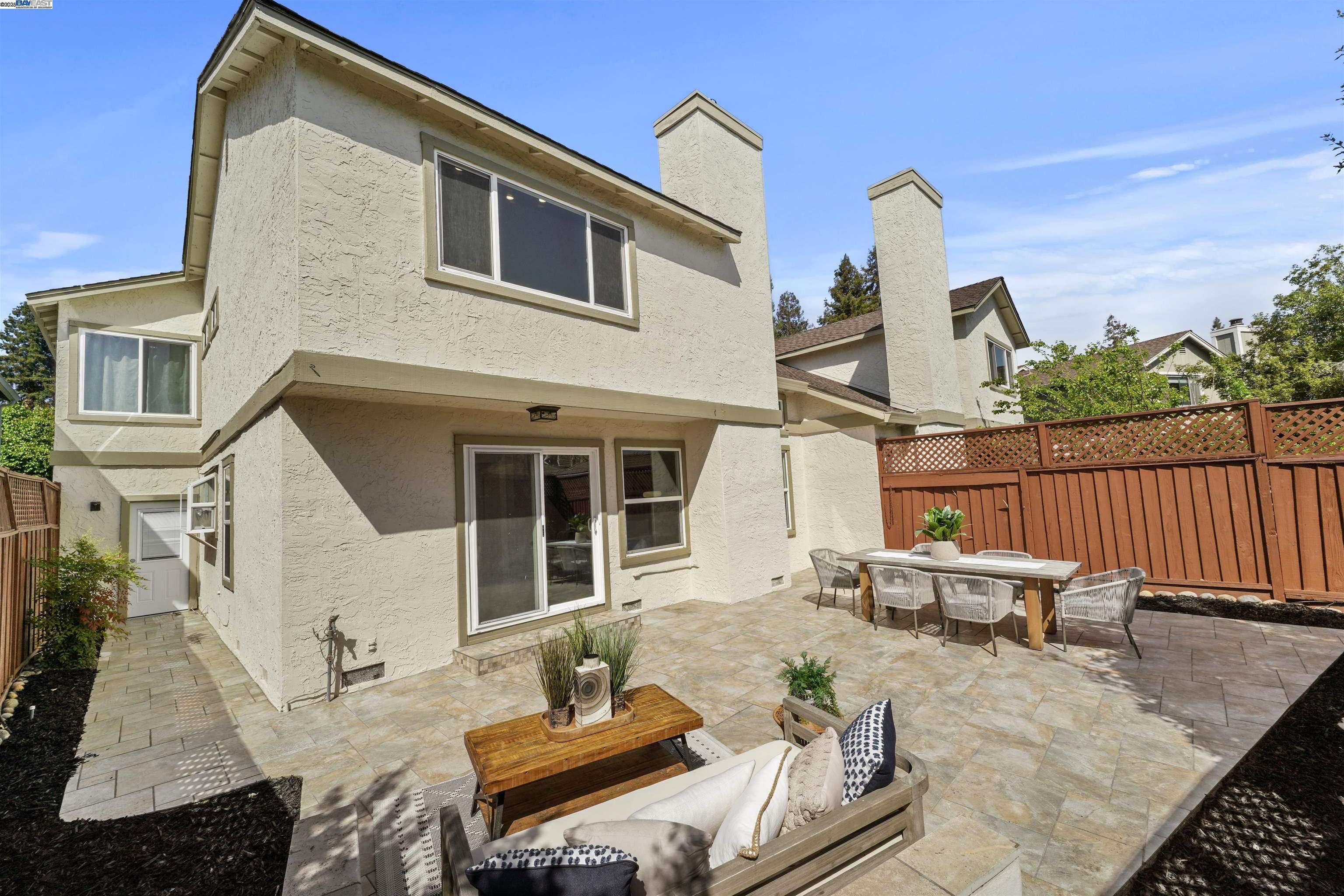 Detail Gallery Image 50 of 60 For 1131 Longshore Dr, San Jose,  CA 95128 - 3 Beds | 2/1 Baths