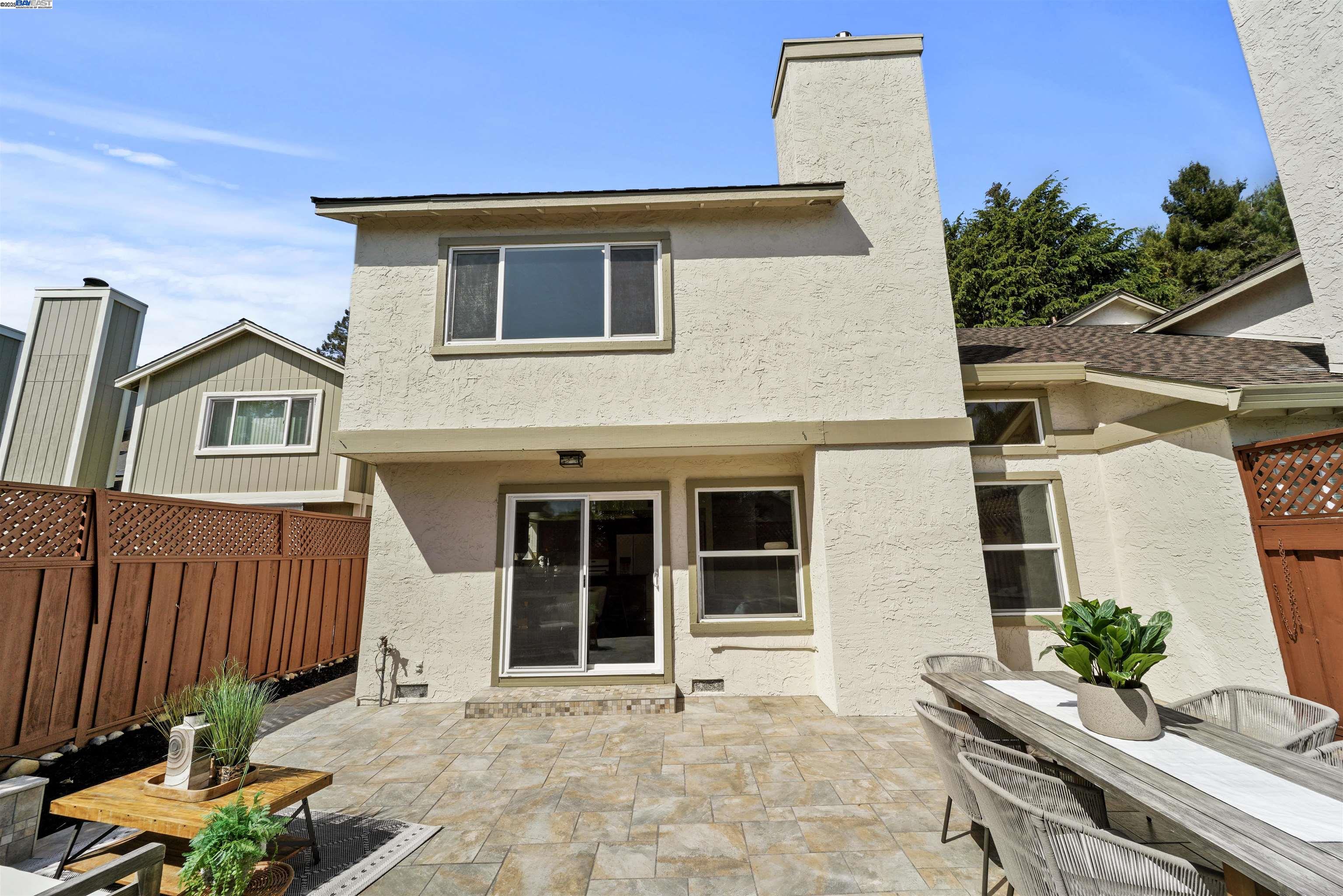 Detail Gallery Image 58 of 60 For 1131 Longshore Dr, San Jose,  CA 95128 - 3 Beds | 2/1 Baths