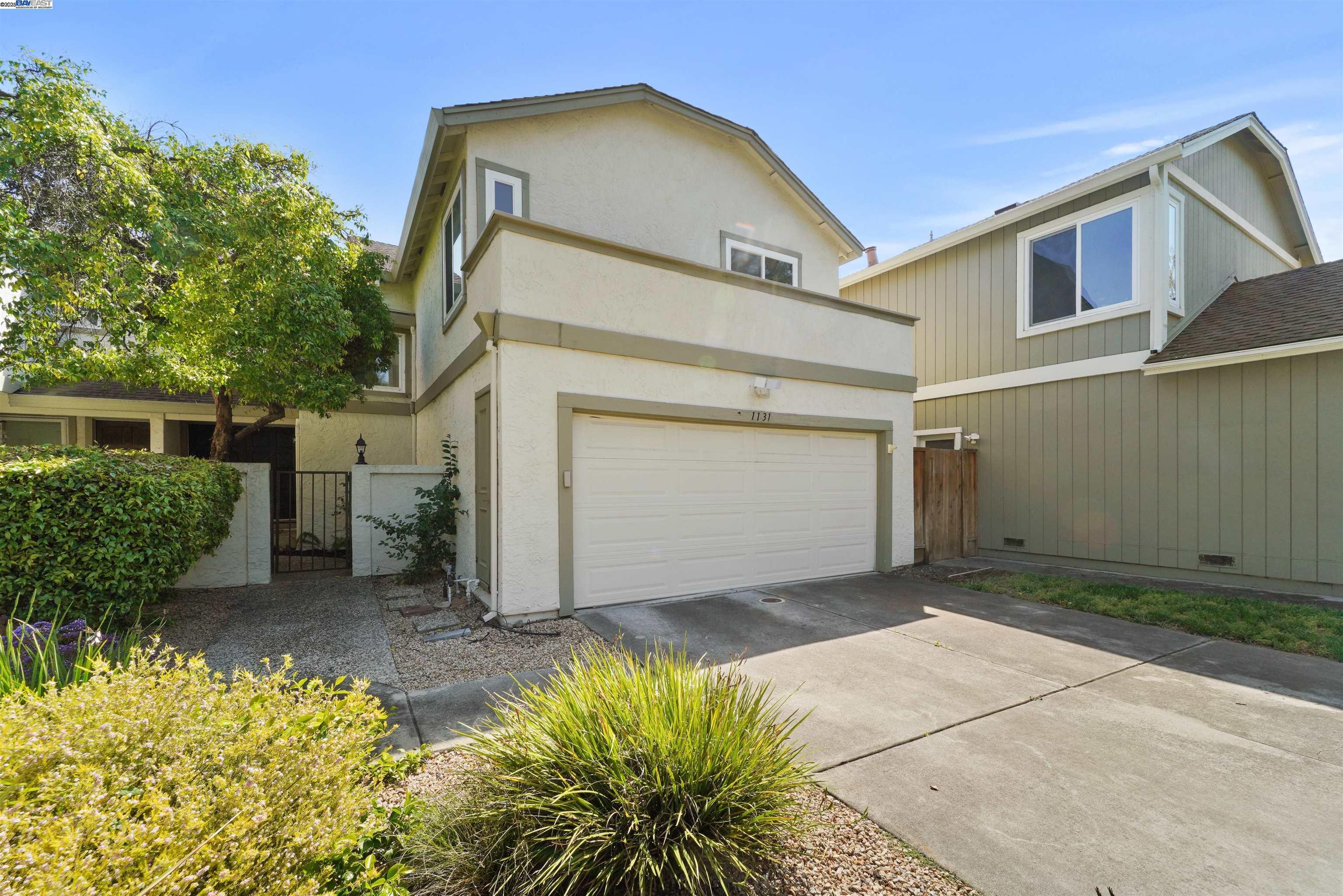 Detail Gallery Image 9 of 60 For 1131 Longshore Dr, San Jose,  CA 95128 - 3 Beds | 2/1 Baths