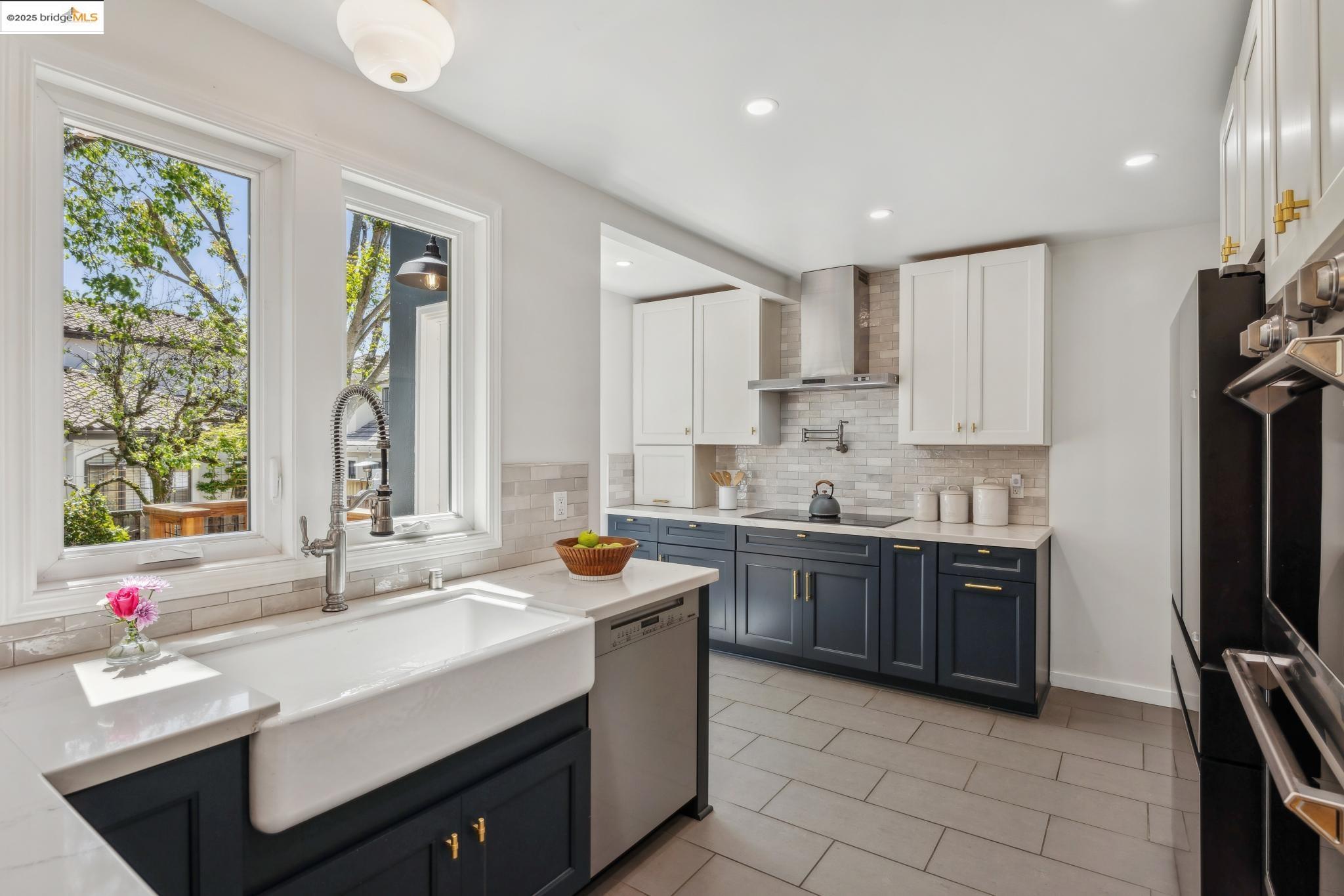 Detail Gallery Image 19 of 58 For 5064 Kearney Ave, Oakland,  CA 94602 - 3 Beds | 2 Baths