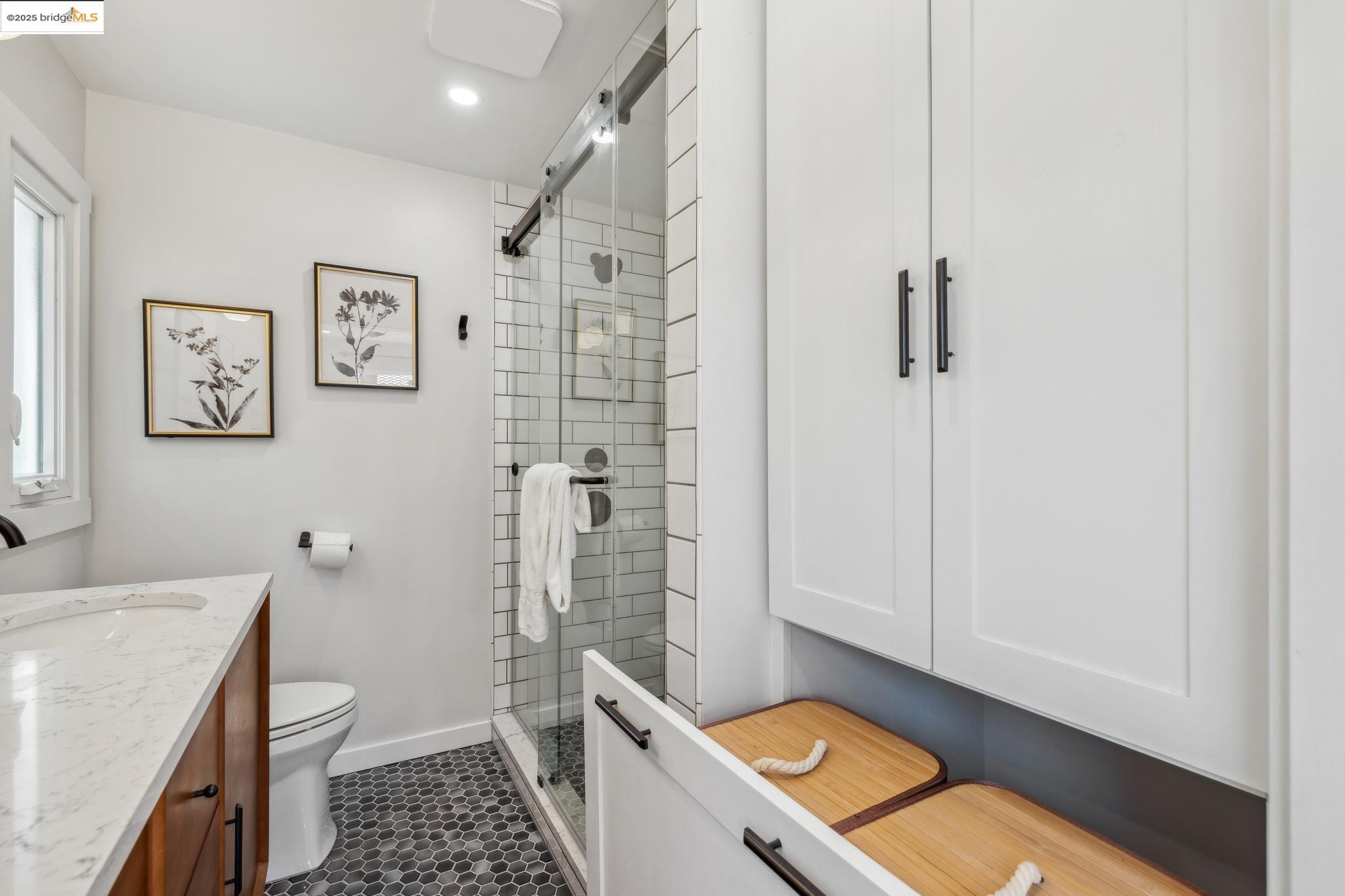 Detail Gallery Image 36 of 58 For 5064 Kearney Ave, Oakland,  CA 94602 - 3 Beds | 2 Baths
