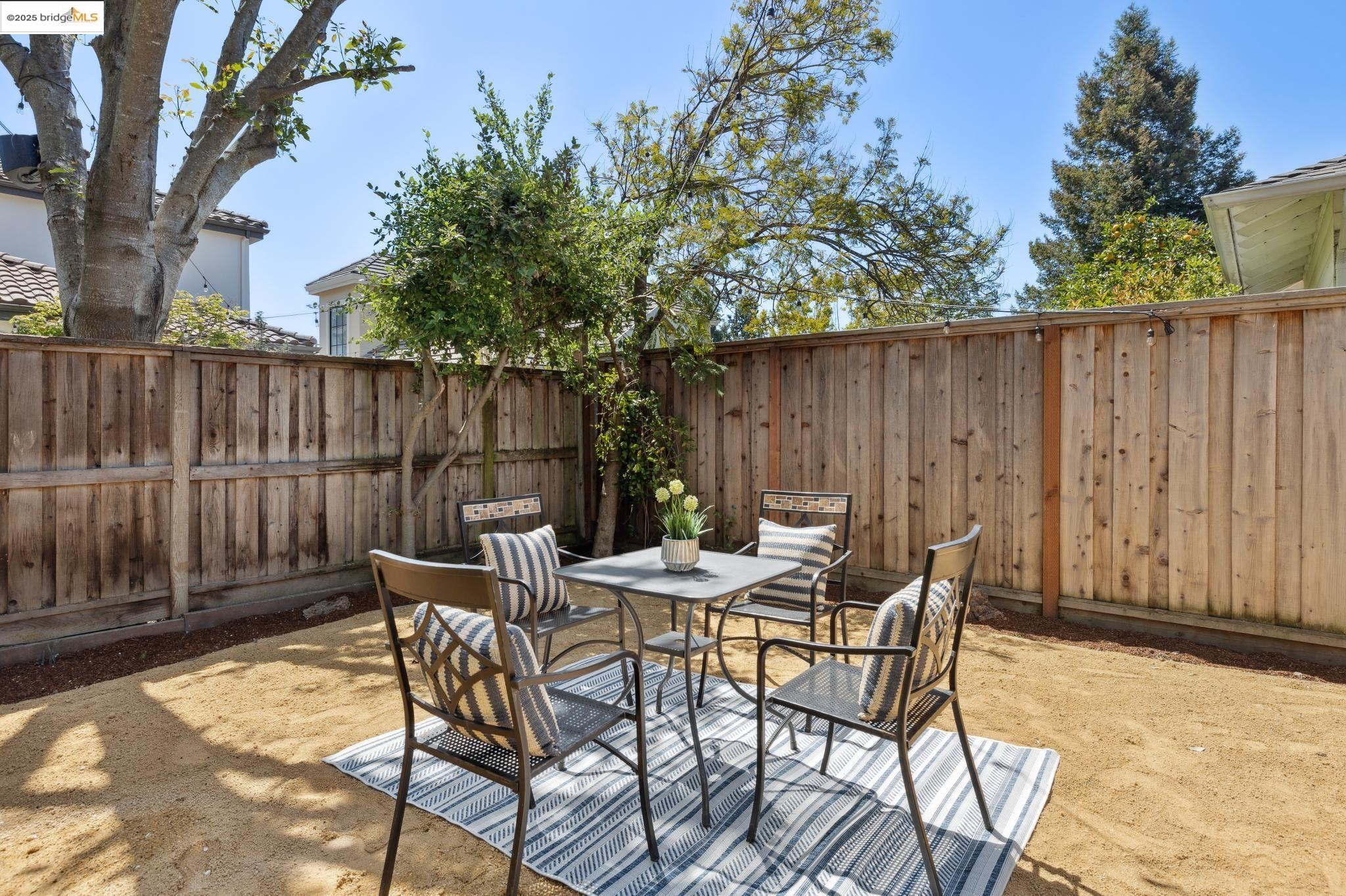 Detail Gallery Image 53 of 58 For 5064 Kearney Ave, Oakland,  CA 94602 - 3 Beds | 2 Baths