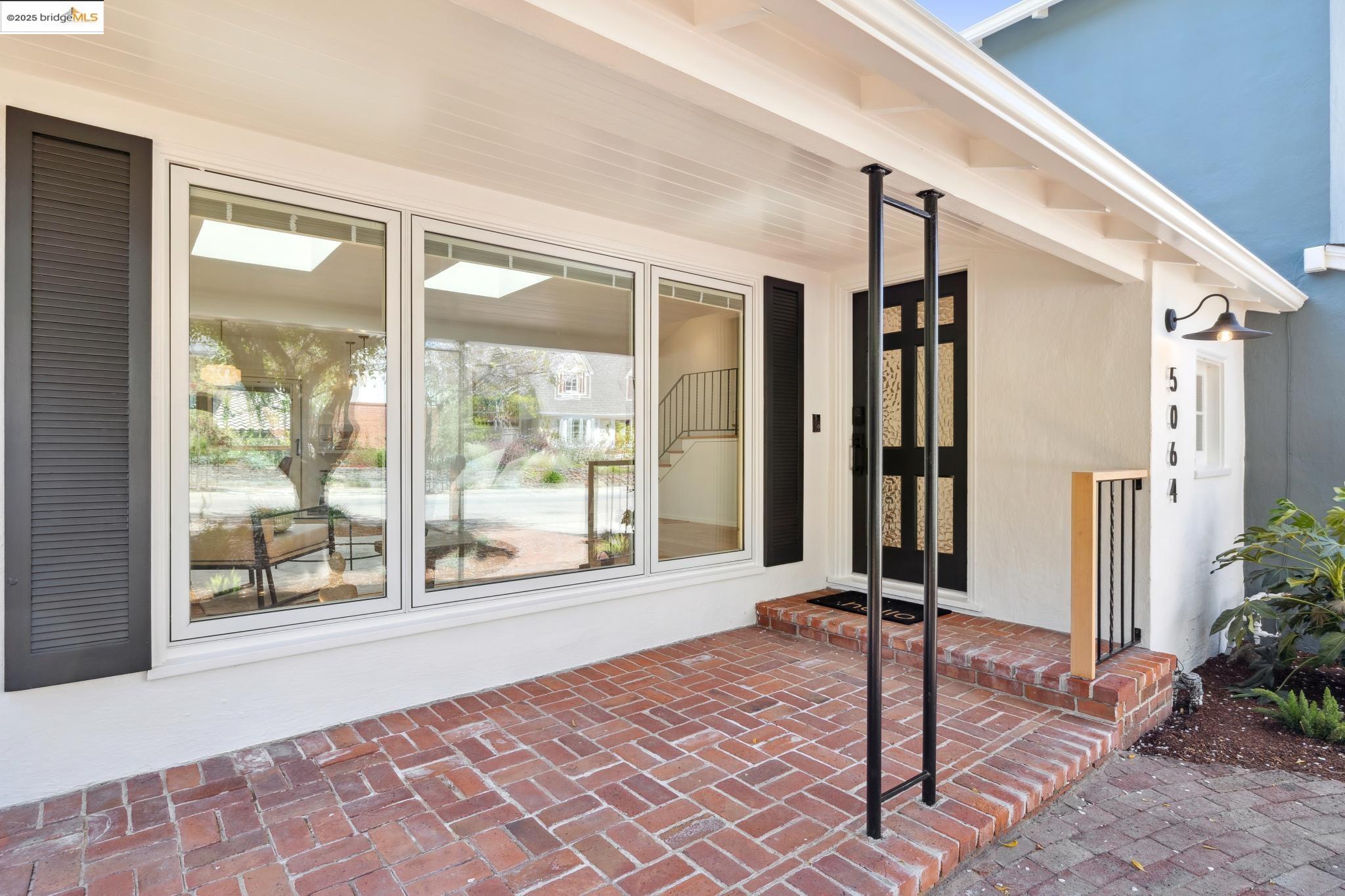 Detail Gallery Image 7 of 58 For 5064 Kearney Ave, Oakland,  CA 94602 - 3 Beds | 2 Baths