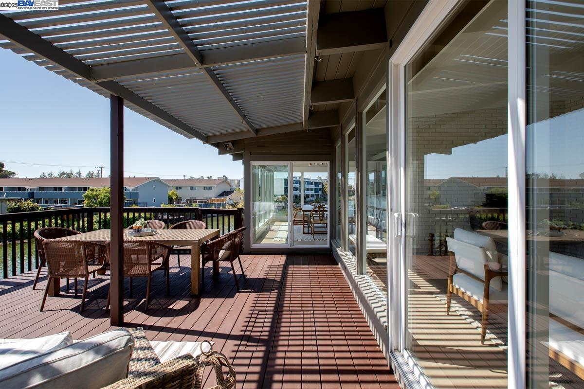 Detail Gallery Image 18 of 60 For 853 Cedar St, Alameda,  CA 94501 - 4 Beds | 2 Baths