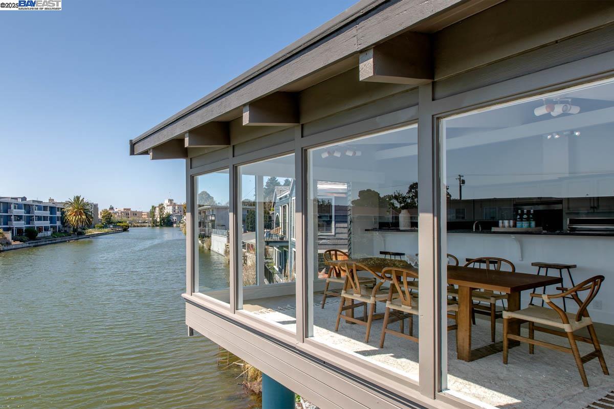 Detail Gallery Image 20 of 60 For 853 Cedar St, Alameda,  CA 94501 - 4 Beds | 2 Baths
