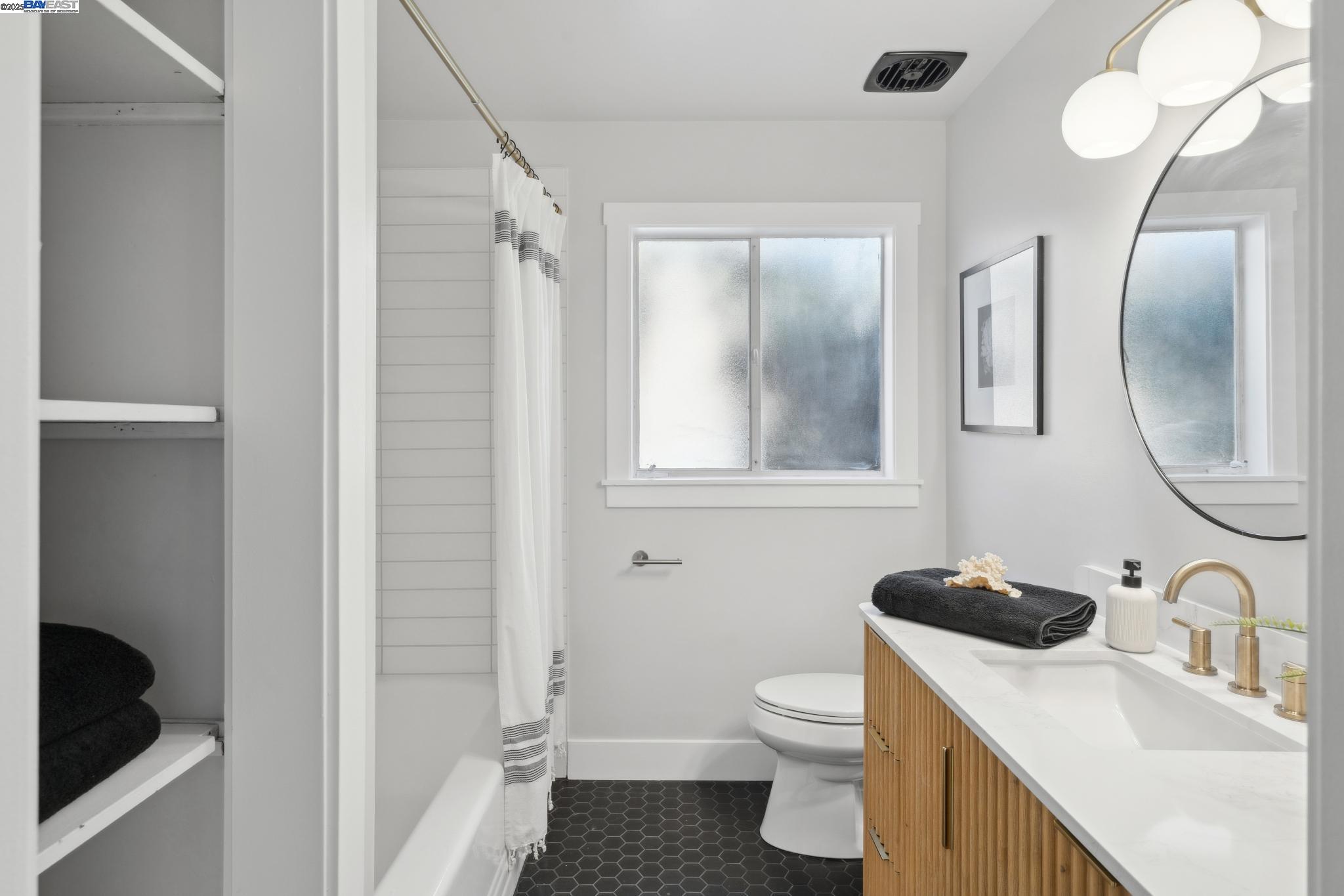 Detail Gallery Image 30 of 60 For 853 Cedar St, Alameda,  CA 94501 - 4 Beds | 2 Baths