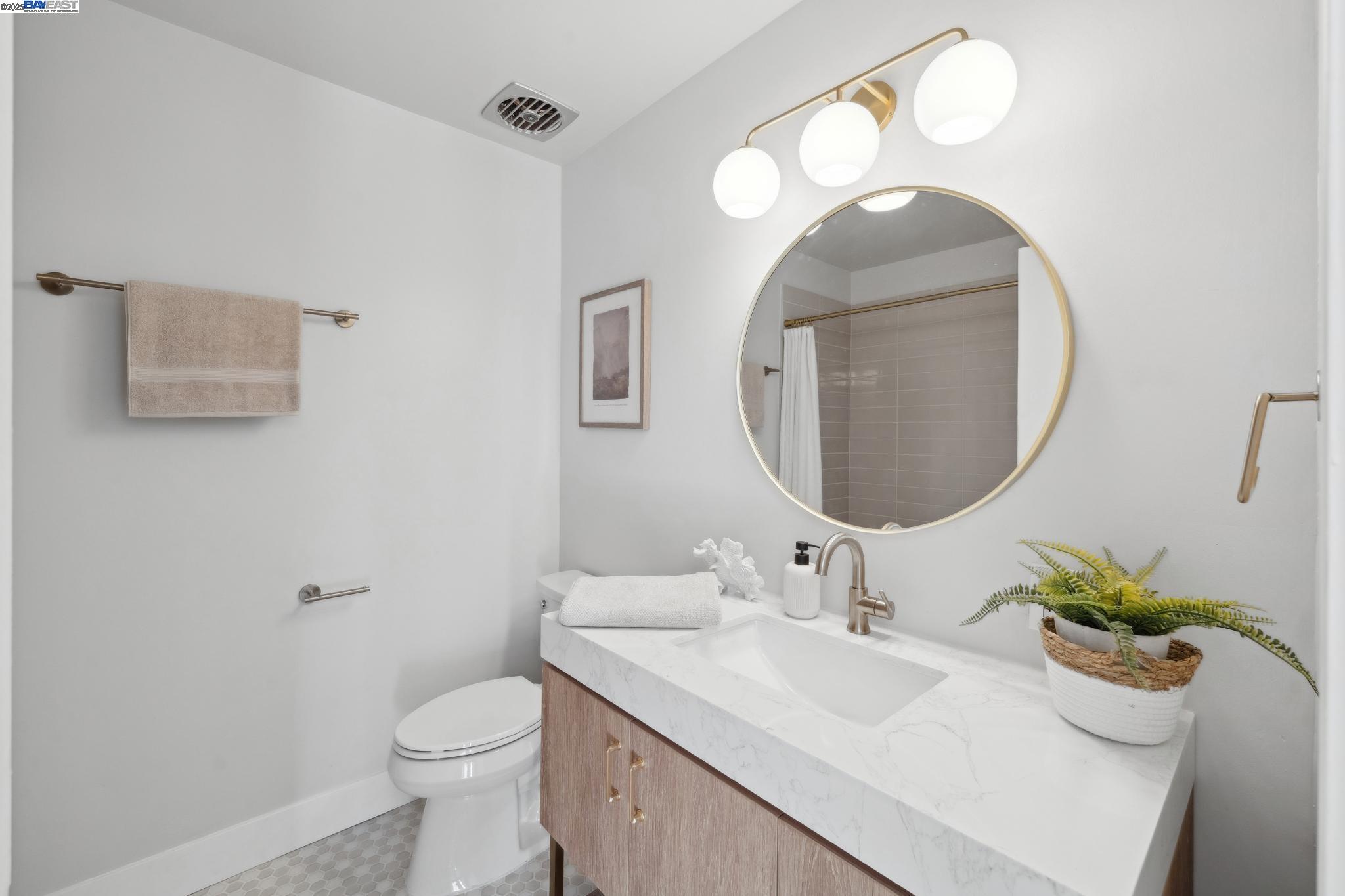 Detail Gallery Image 32 of 60 For 853 Cedar St, Alameda,  CA 94501 - 4 Beds | 2 Baths