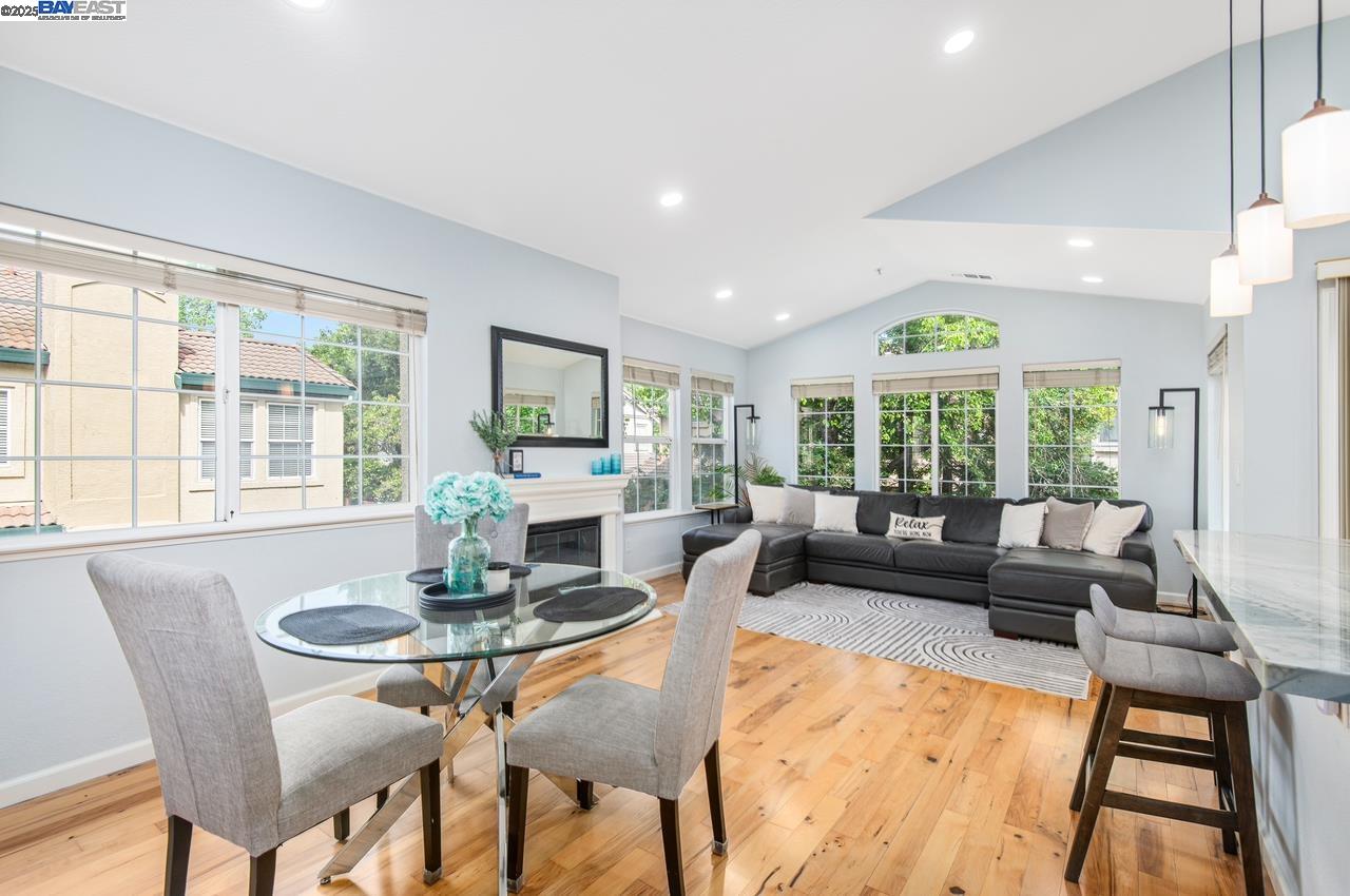More Details about MLS # 41094127 : 4181 GEORGIS PL