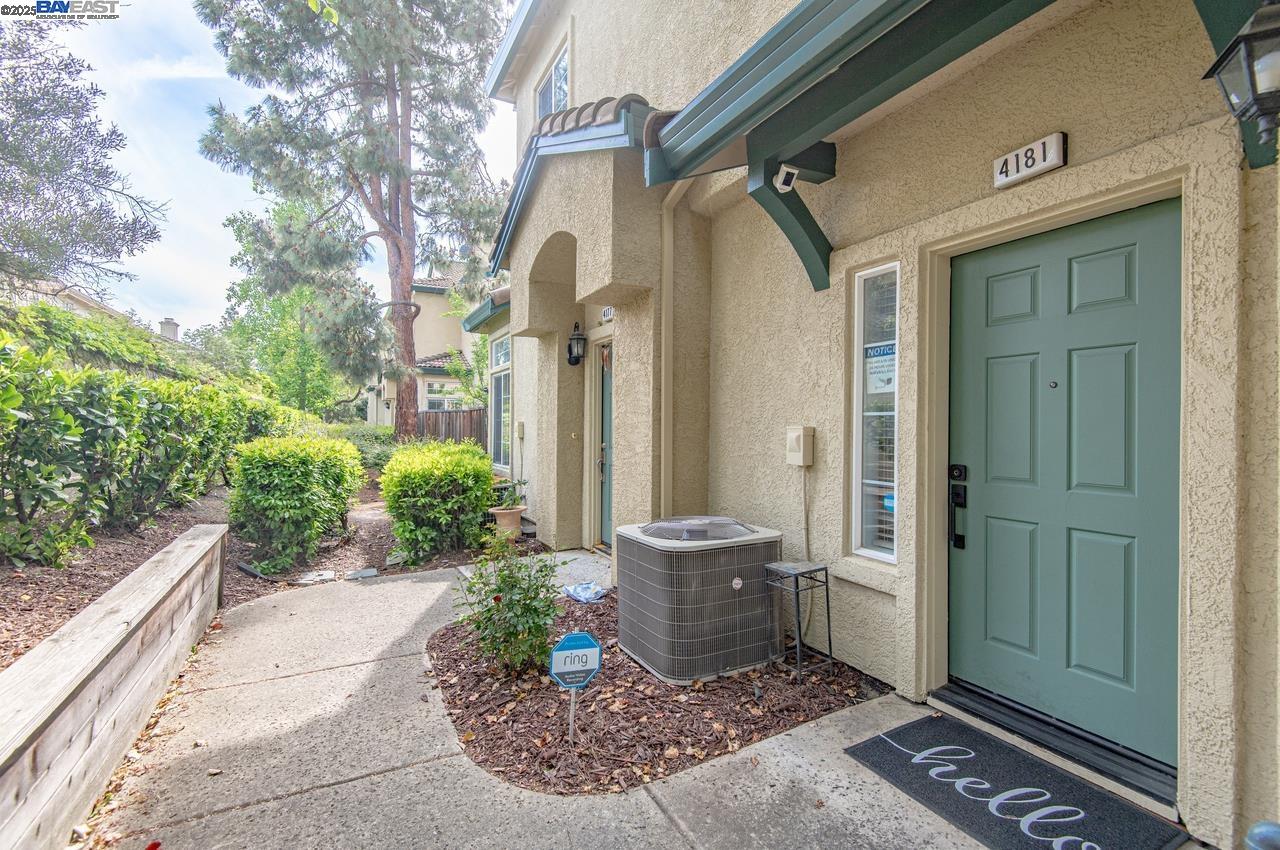 Detail Gallery Image 16 of 37 For 4181 Georgis Pl, Pleasanton,  CA 94588 - 2 Beds | 2 Baths